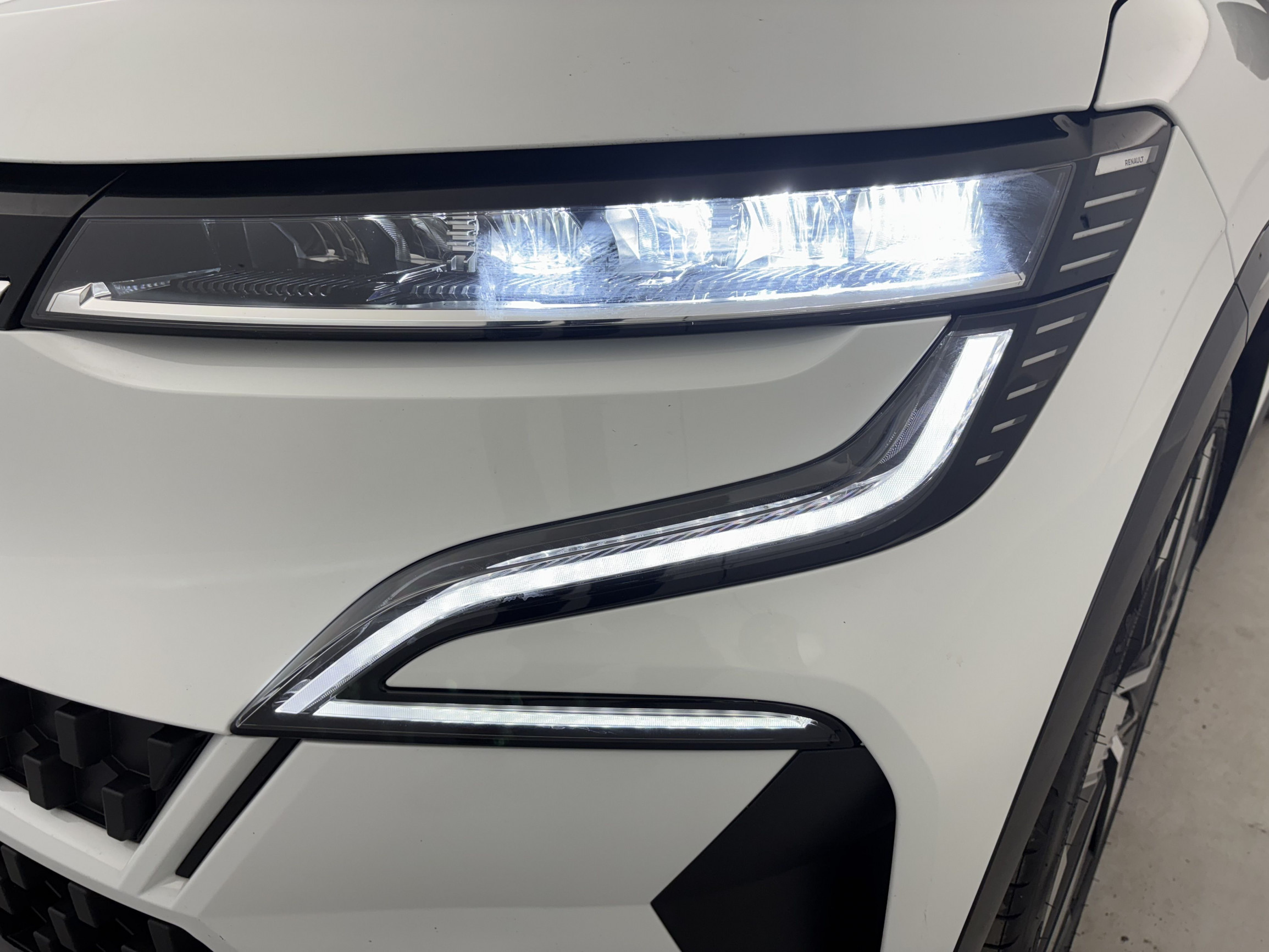 Vente en ligne Renault Megane E-Tech  220 ch autonomie confort GSR2 au prix de 28 990 €