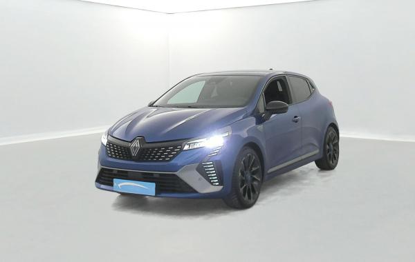 Renault Clio 5 Clio E-Tech full hybrid 145 occasion de 2024 en vente à Coutances
