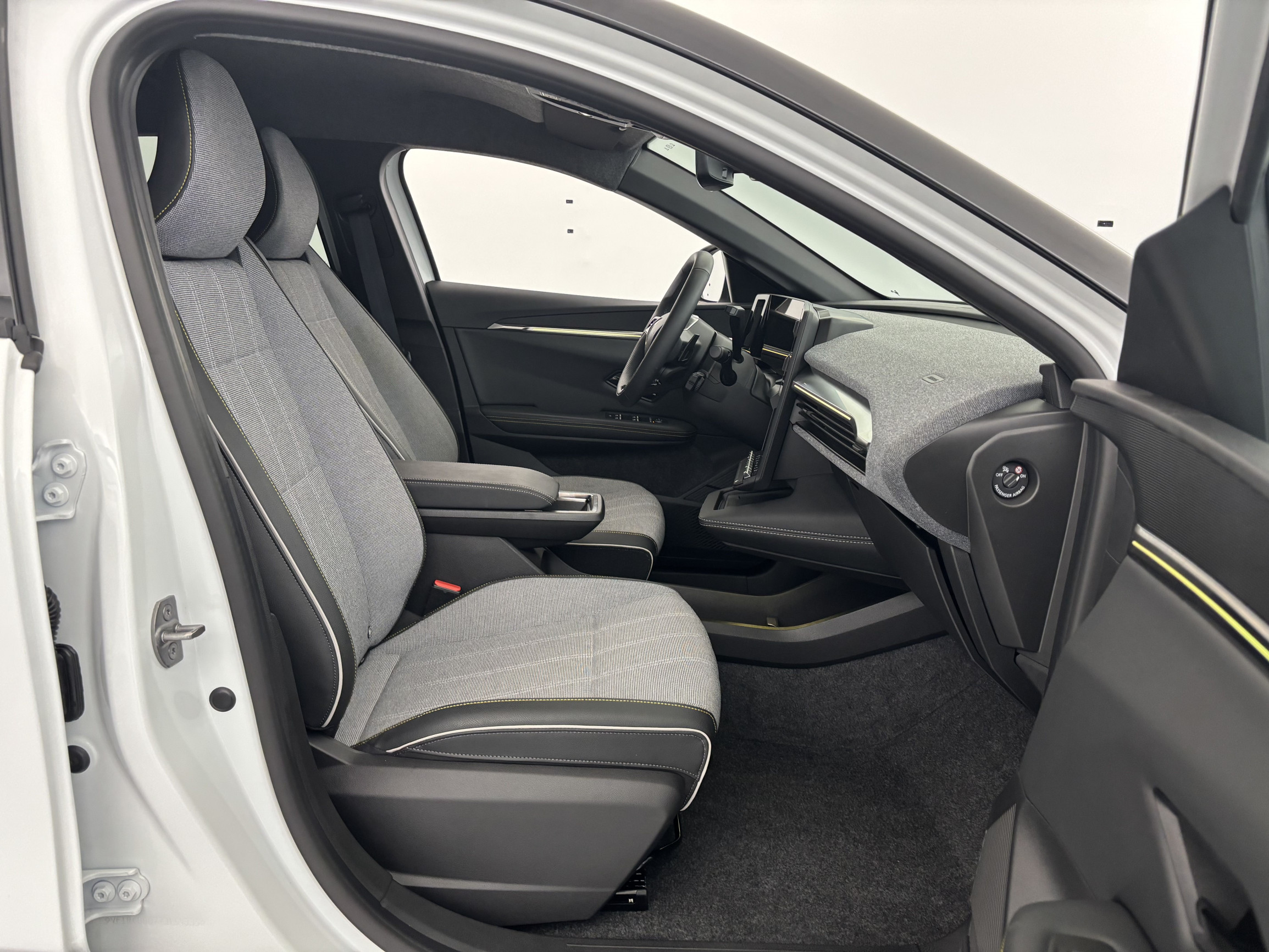 Vente en ligne Renault Megane E-Tech  220 ch autonomie confort GSR2 au prix de 28 990 €