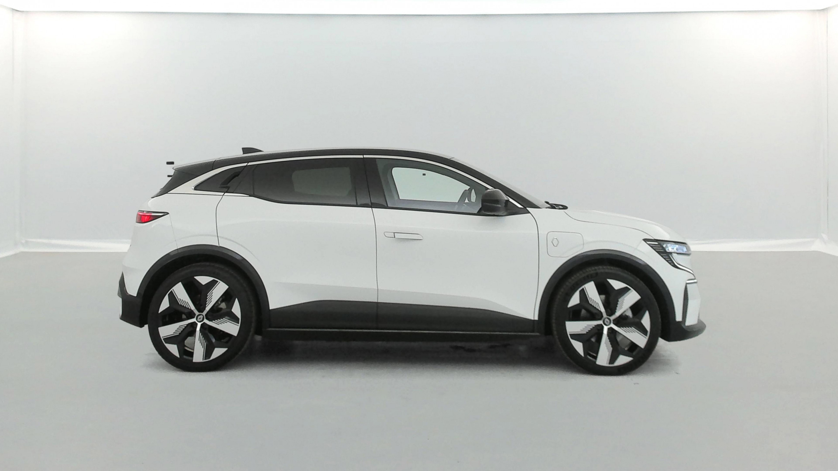 Vente en ligne Renault Megane E-Tech  220 ch autonomie confort GSR2 au prix de 28 990 €