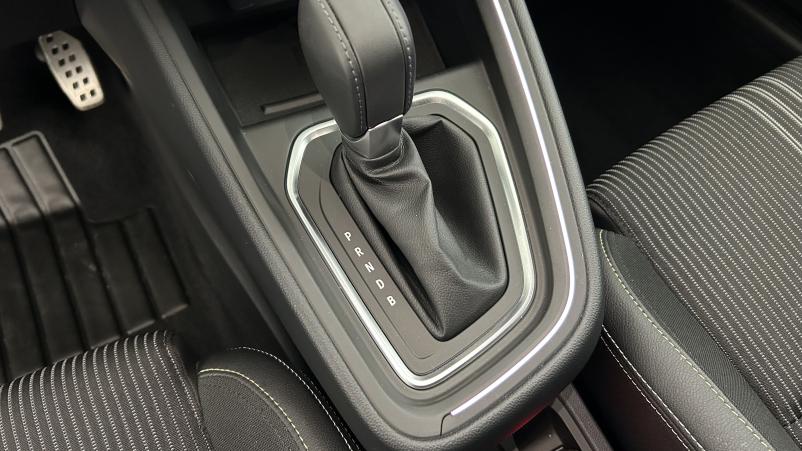 Vente en ligne Renault Clio 5 Clio E-Tech full hybrid 145 au prix de 20 990 €