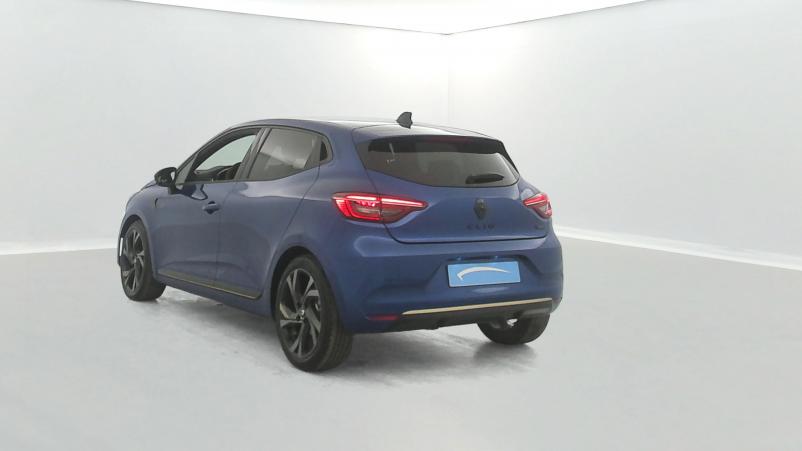 Vente en ligne Renault Clio 5 Clio E-Tech full hybrid 145 au prix de 20 990 €