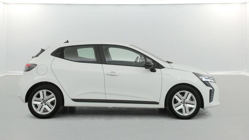 Vente en ligne Renault Clio 5 Clio Blue dCi 100 ch GSR2 au prix de 16 990 €