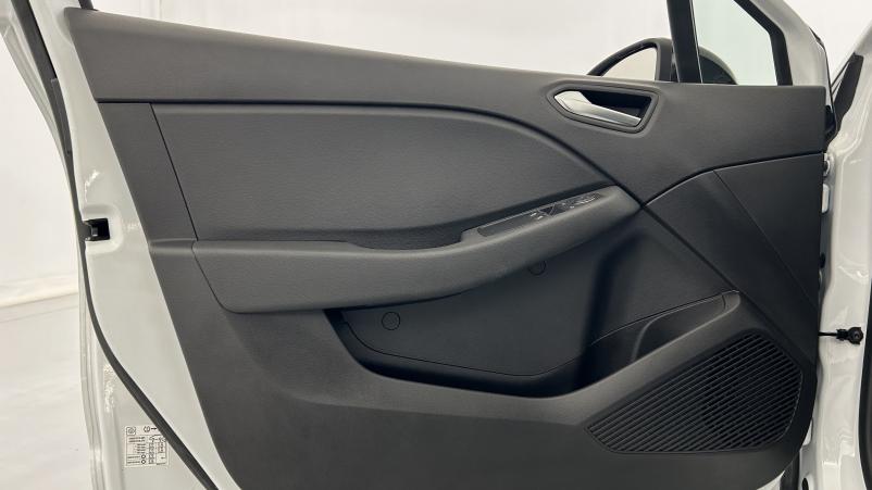 Vente en ligne Renault Clio 5 Clio Blue dCi 100 ch GSR2 au prix de 16 990 €