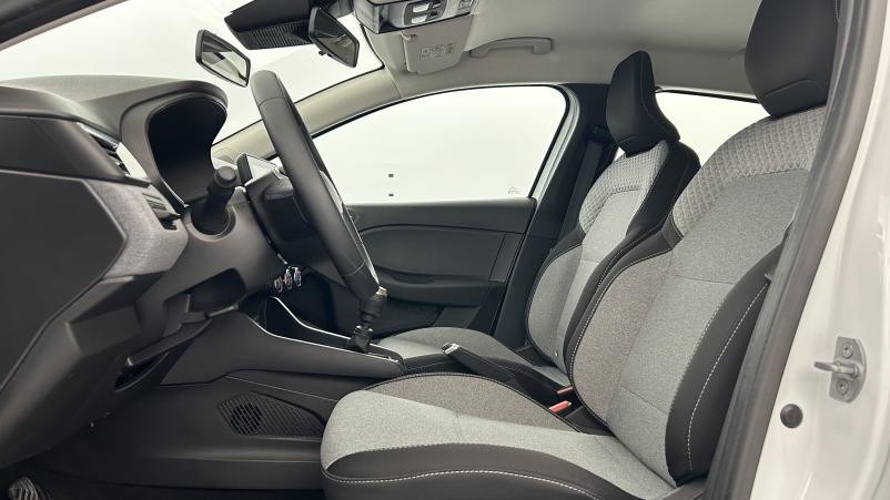 Vente en ligne Renault Clio 5 Clio Blue dCi 100 ch GSR2 au prix de 16 990 €