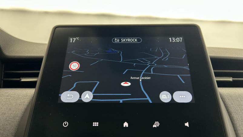 Vente en ligne Renault Clio 5 Clio Blue dCi 100 ch GSR2 au prix de 16 990 €