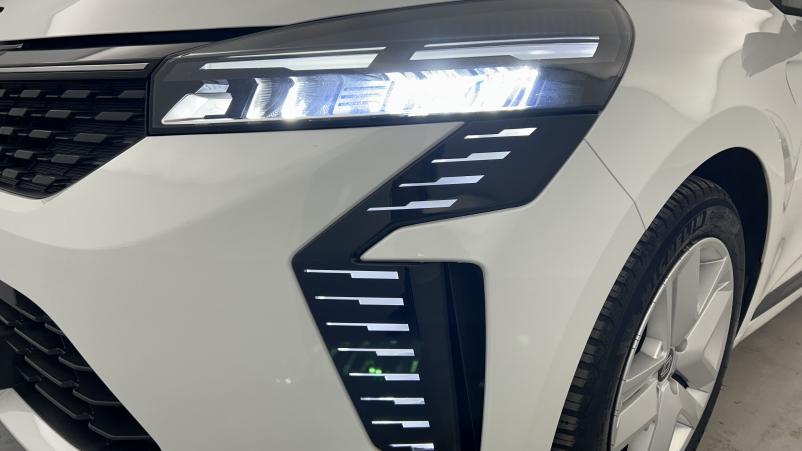 Vente en ligne Renault Clio 5 Clio Blue dCi 100 ch GSR2 au prix de 16 990 €