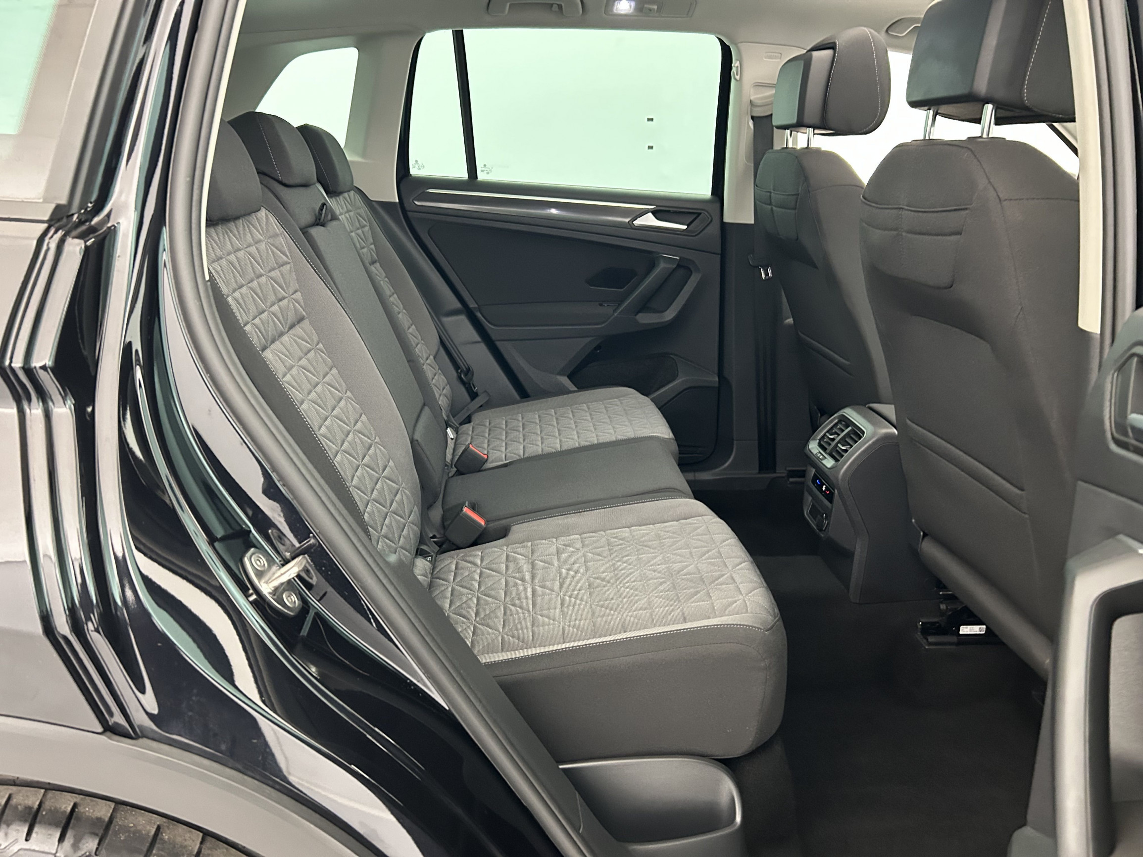 Vente en ligne Volkswagen Tiguan  1.5 TSI 150ch DSG7 au prix de 30 990 €