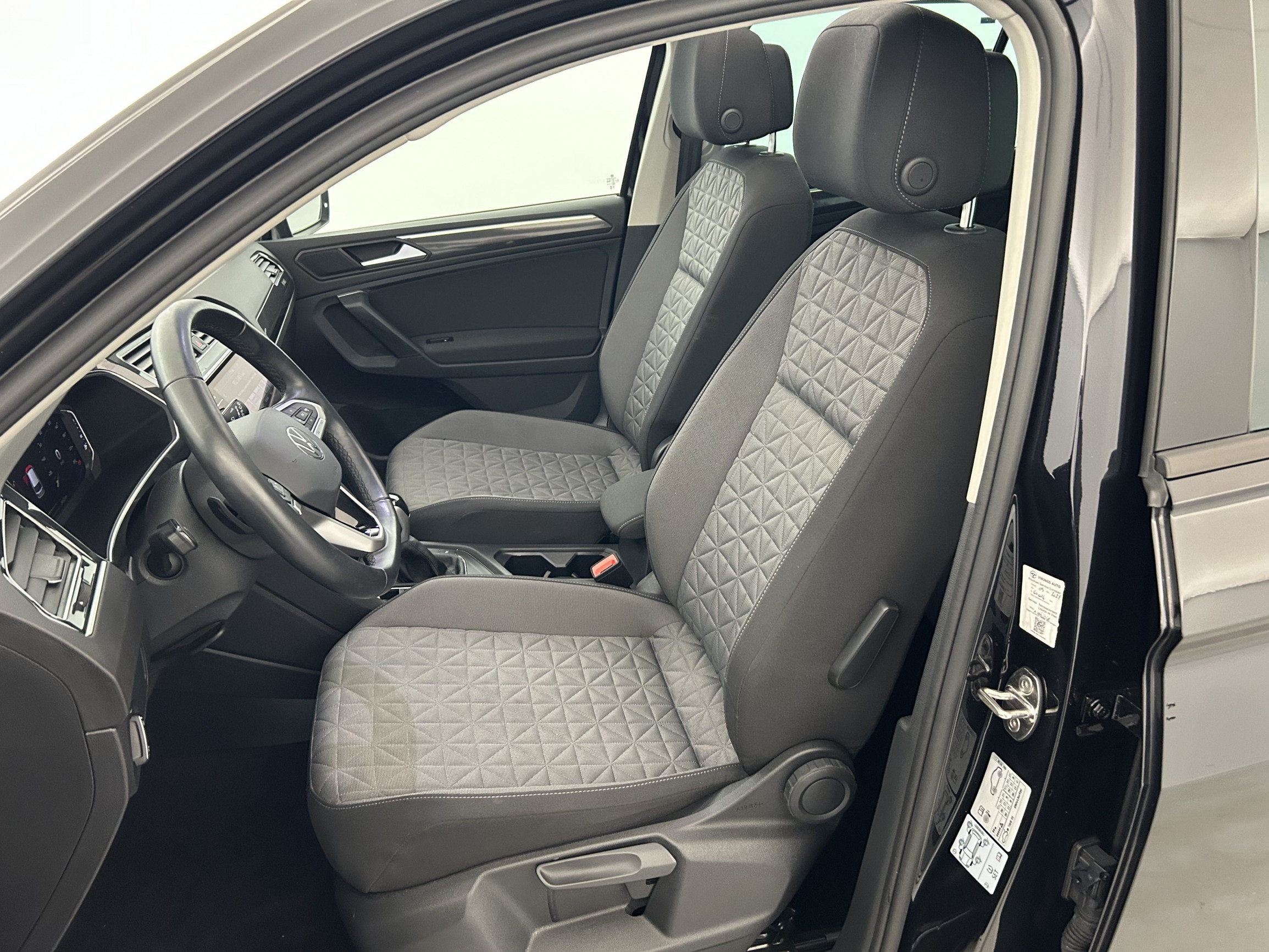 Vente en ligne Volkswagen Tiguan  1.5 TSI 150ch DSG7 au prix de 30 990 €