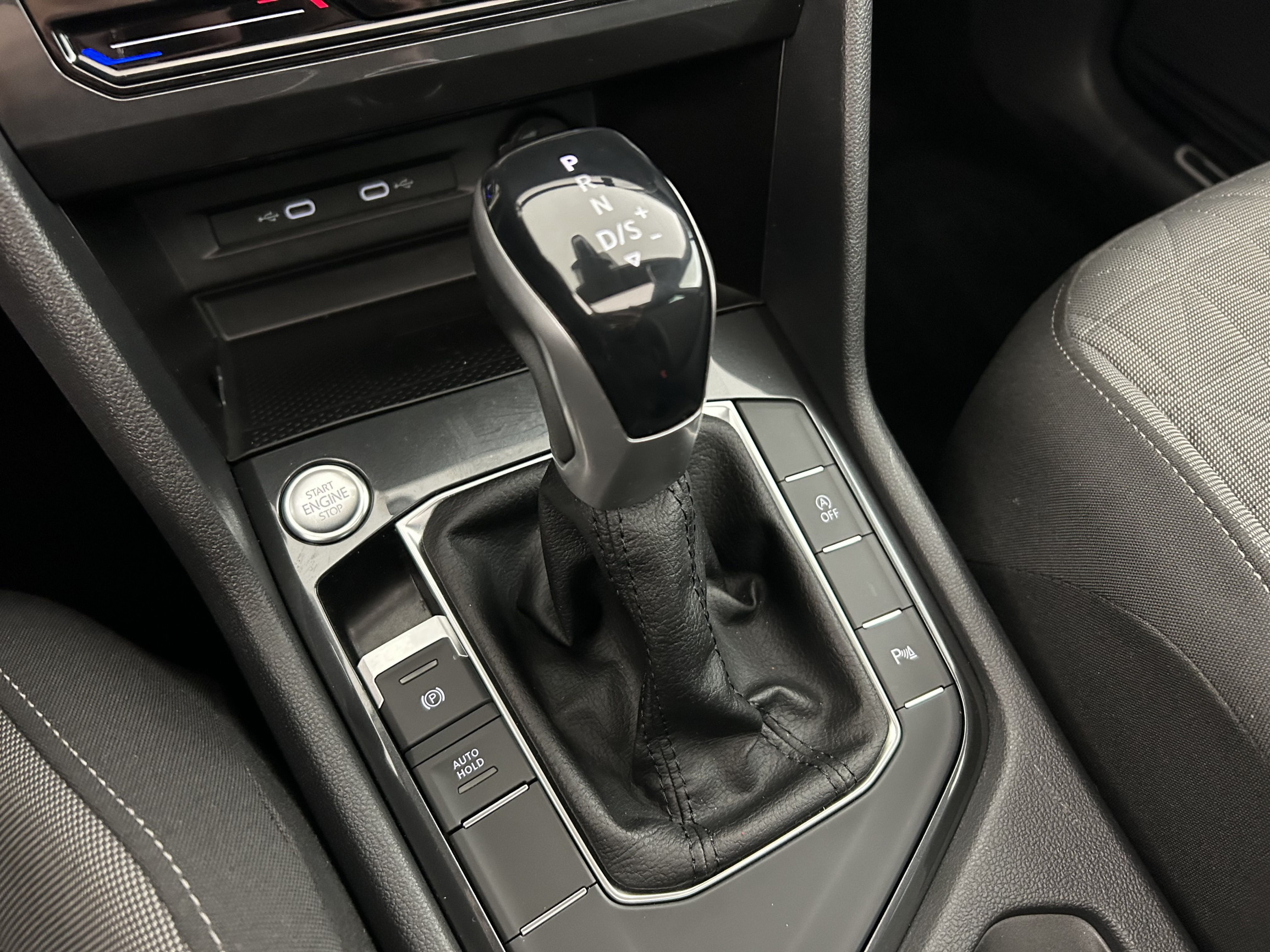 Vente en ligne Volkswagen Tiguan  1.5 TSI 150ch DSG7 au prix de 30 990 €