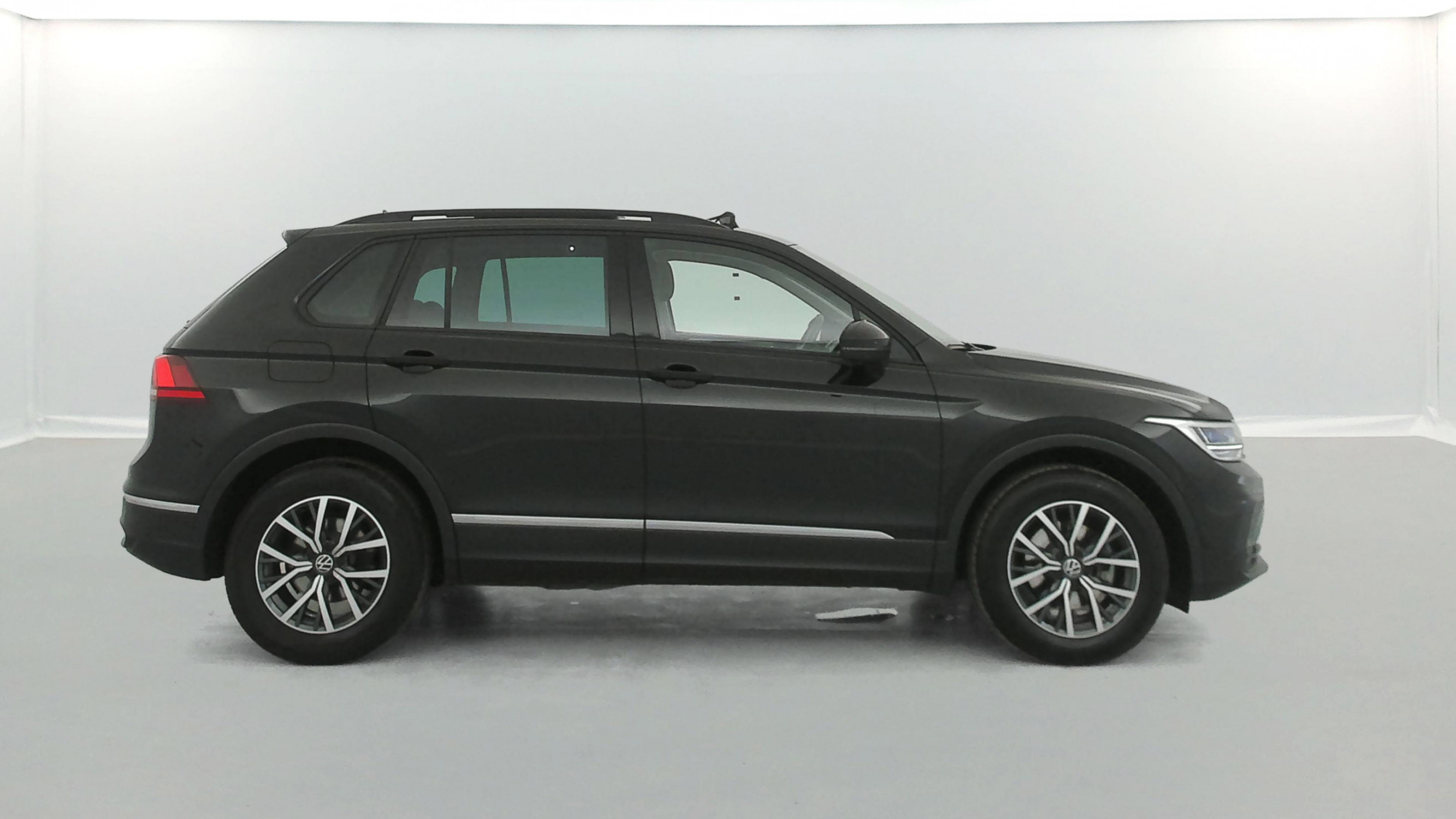 Vente en ligne Volkswagen Tiguan  1.5 TSI 150ch DSG7 au prix de 30 990 €