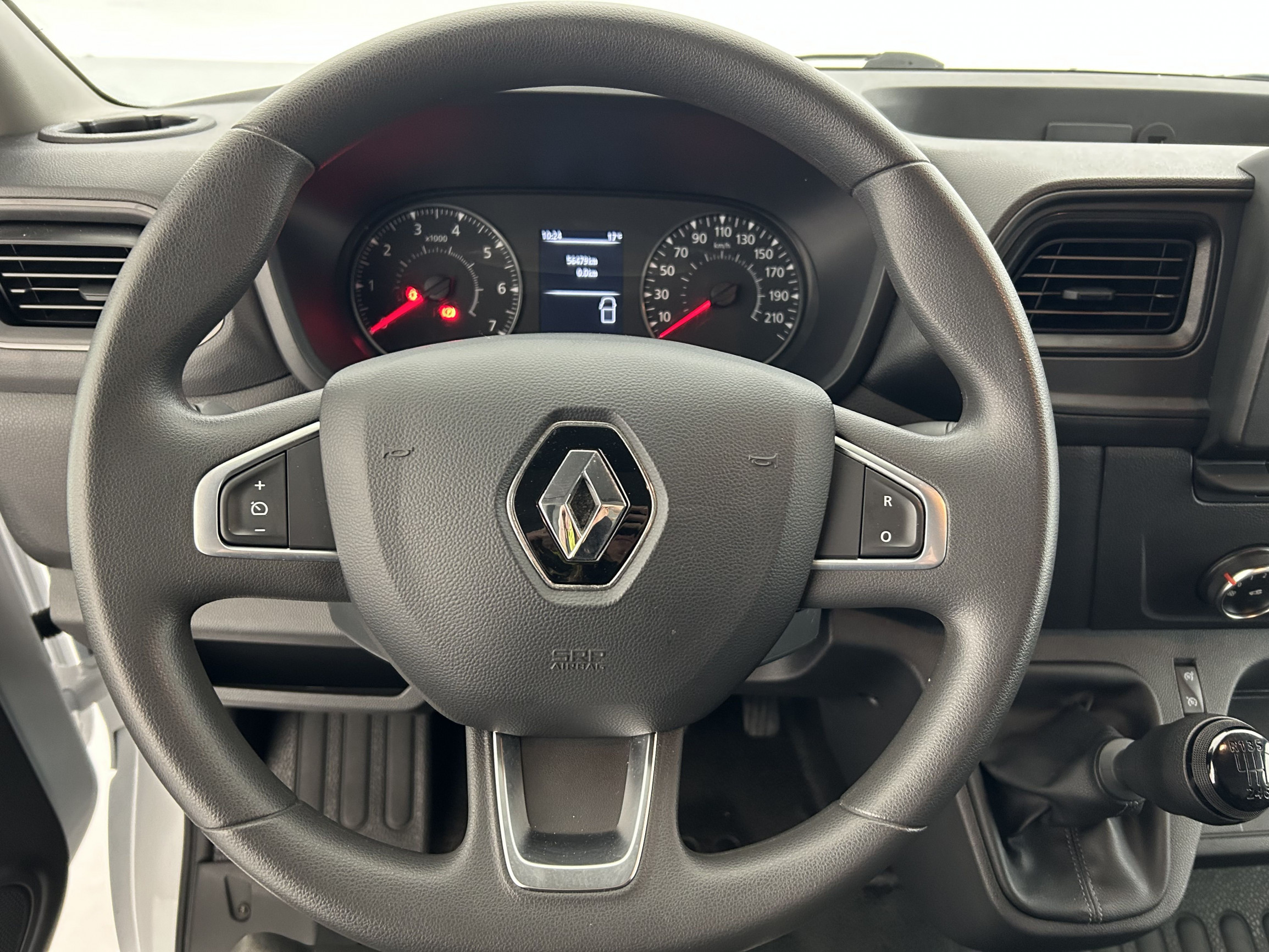 Vente en ligne Renault Master Fourgon MASTER FGN TRAC F3500 L2H2 BLUE DCI 135 au prix de 25 990 €