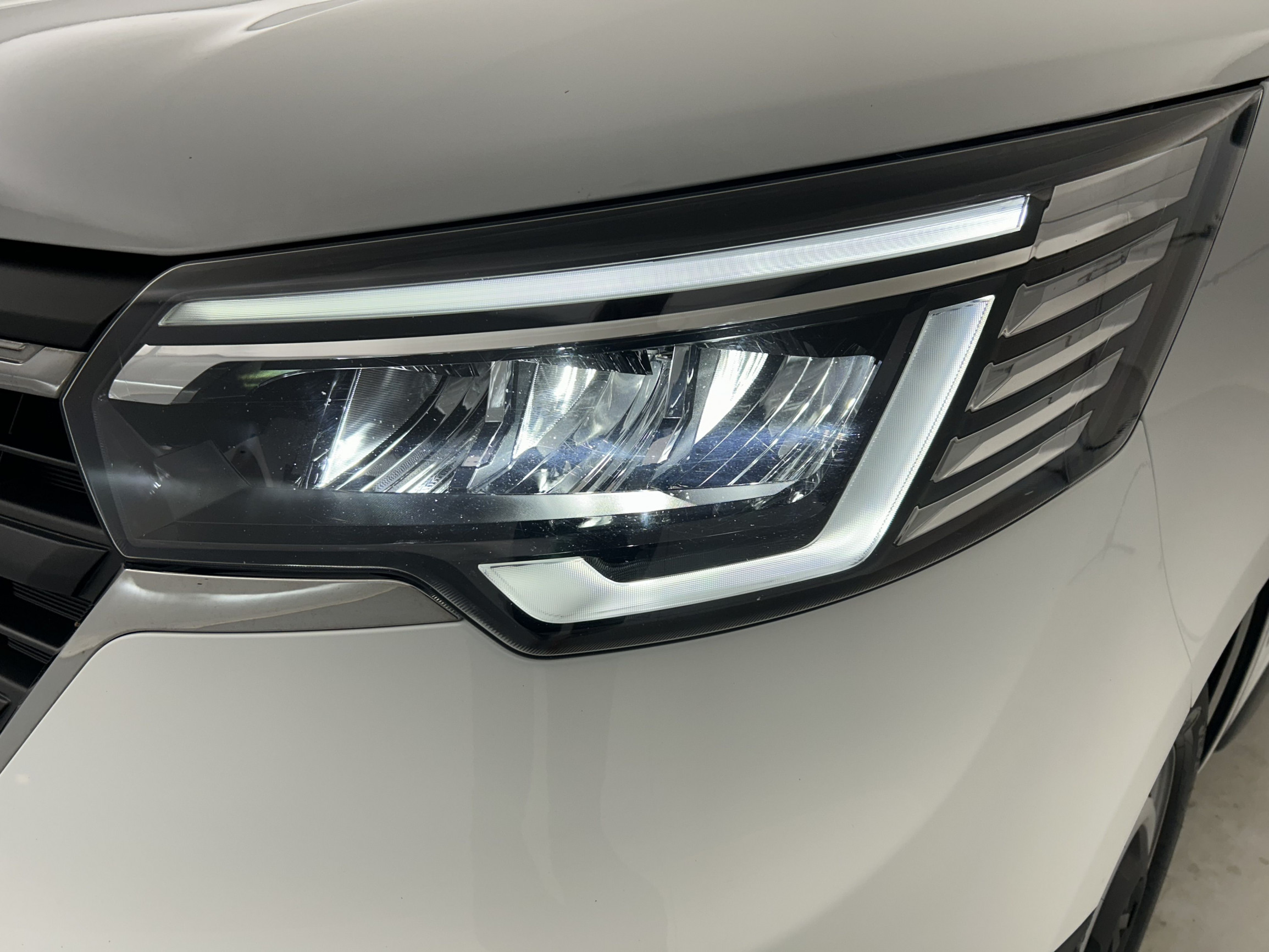 Vente en ligne Renault Trafic 3 Fourgon TRAFIC FGN L1H1 3000 KG BLUE DCI 130 au prix de 23 590 €