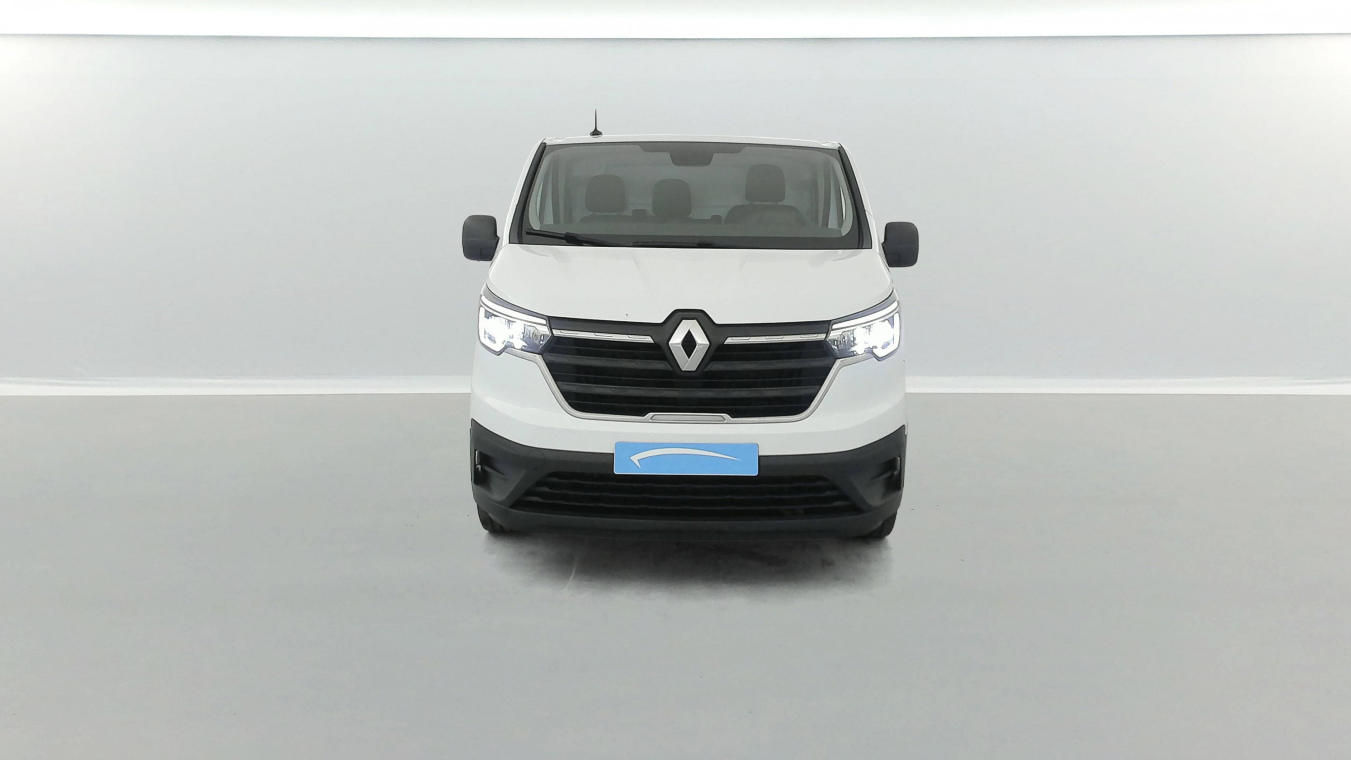 Vente en ligne Renault Trafic 3 Fourgon TRAFIC FGN L1H1 3000 KG BLUE DCI 130 au prix de 23 590 €