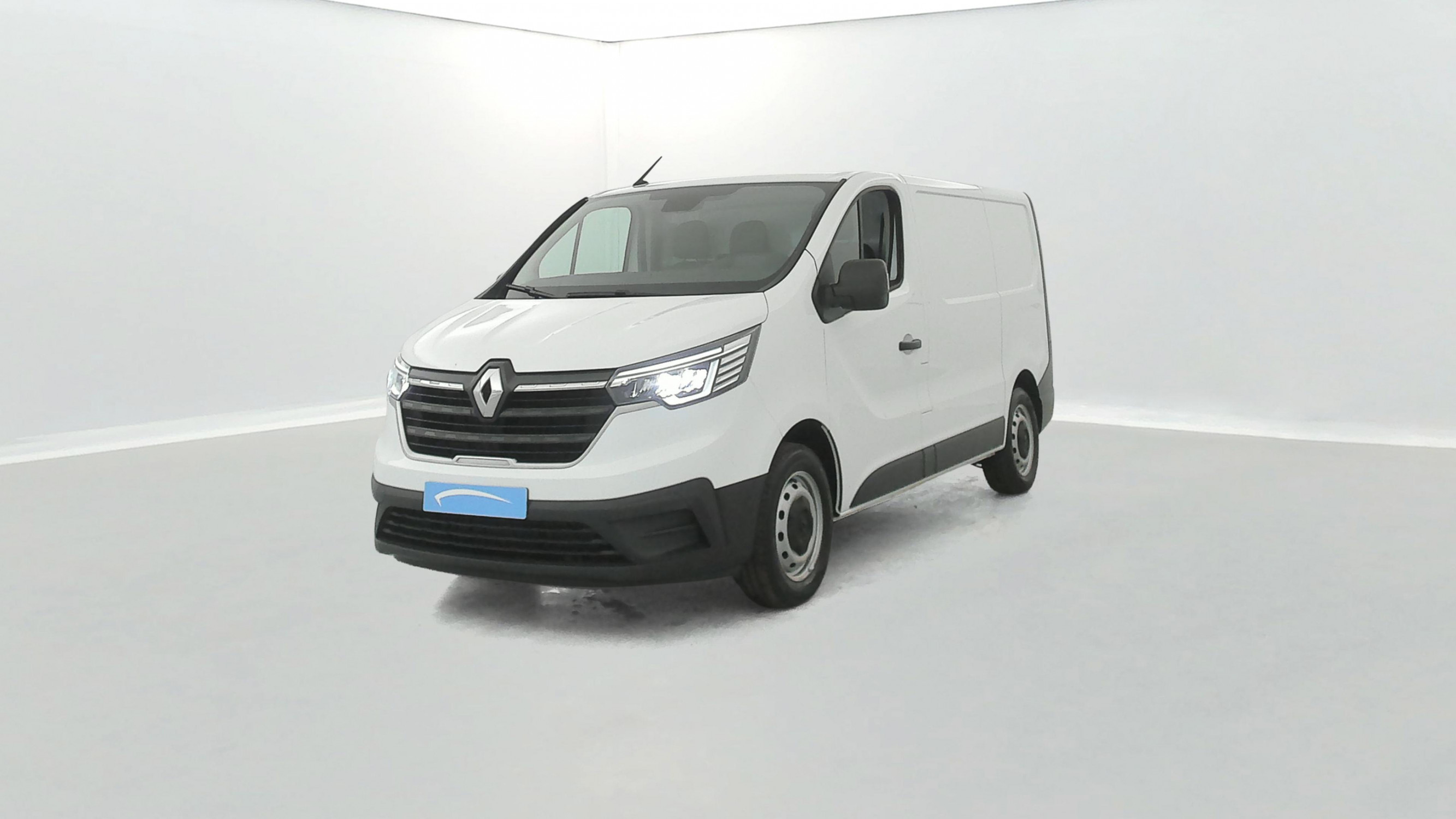 Renault Trafic 3 Fourgon TRAFIC FGN L1H1 3000 KG BLUE DCI 130 occasion de 2023 en vente à Coutances