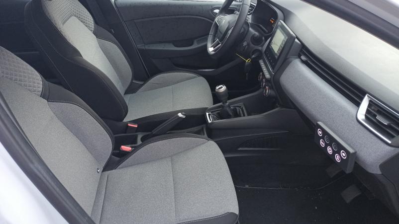 Vente en ligne Renault Clio 5 Clio Blue dCi 100 ch GSR2 au prix de 16 990 €