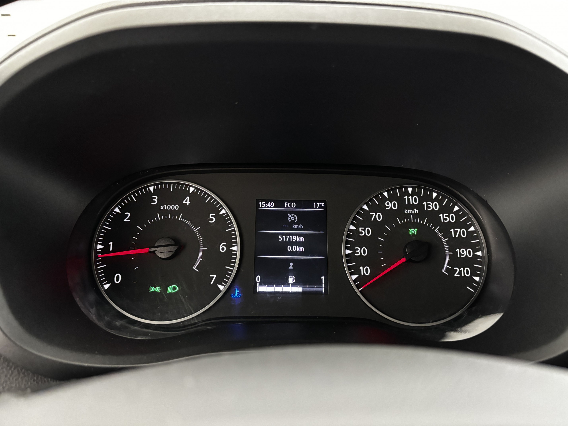 Vente en ligne Renault Master Fourgon MASTER FGN TRAC F3500 L2H2 DCI 135 au prix de 23 990 €