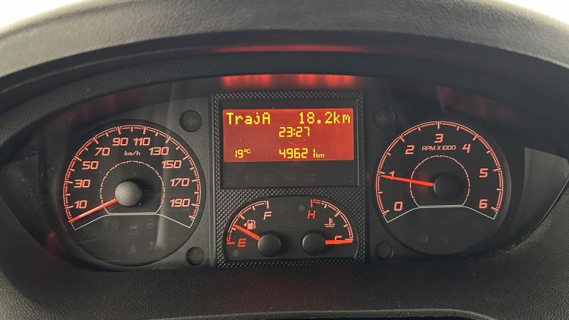 Vente en ligne Citroën Jumper Combi Jumper 30 L1H1 BlueHDI 130 S&S BVM6 au prix de 23 990 €