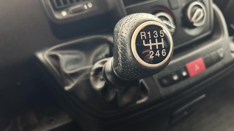 Vente en ligne Citroën Jumper Combi Jumper 30 L1H1 BlueHDI 130 S&S BVM6 au prix de 23 990 €