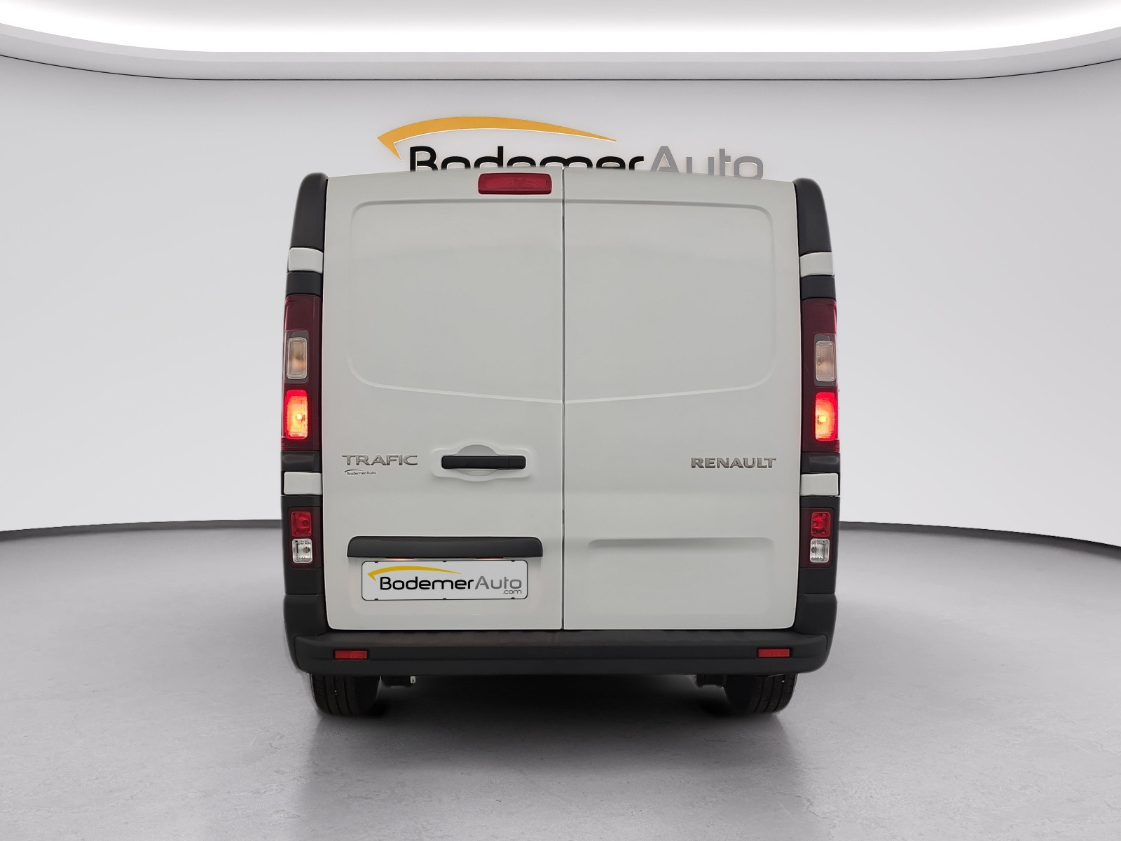 Vente en ligne Renault Trafic 3 Fourgon TRAFIC FG BLUE DCI 130 L1H1 3T GSR2 au prix de 22 990 €