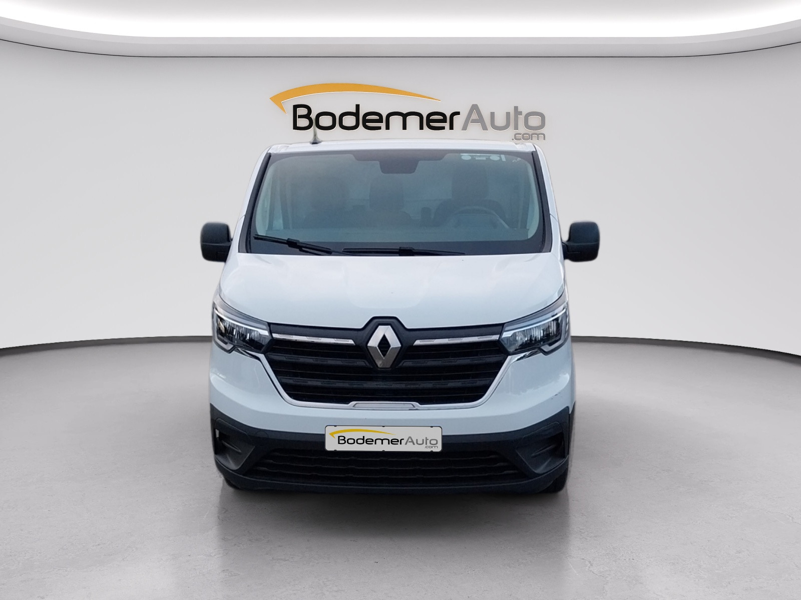 Vente en ligne Renault Trafic 3 Fourgon TRAFIC FG BLUE DCI 130 L1H1 3T GSR2 au prix de 22 990 €