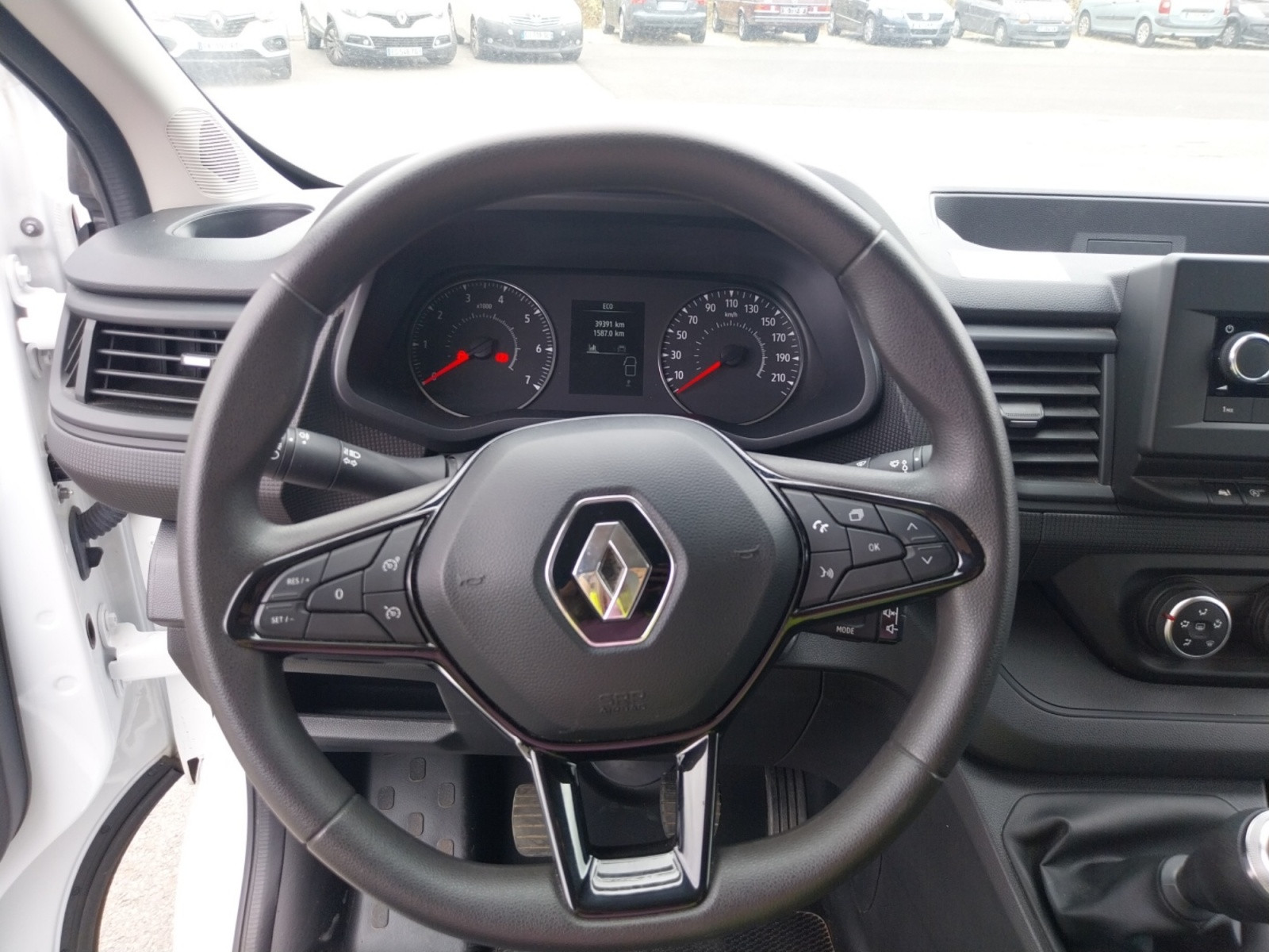 Vente en ligne Renault Trafic 3 Fourgon TRAFIC FG BLUE DCI 130 L1H1 3T GSR2 au prix de 22 990 €