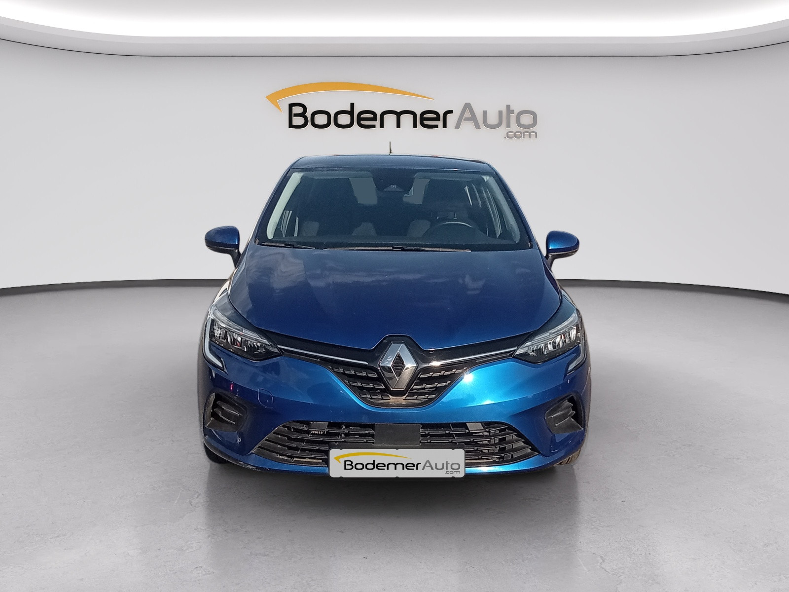 Vente en ligne Renault Clio 5 Clio E-Tech 140 - 21N au prix de 14 990 €
