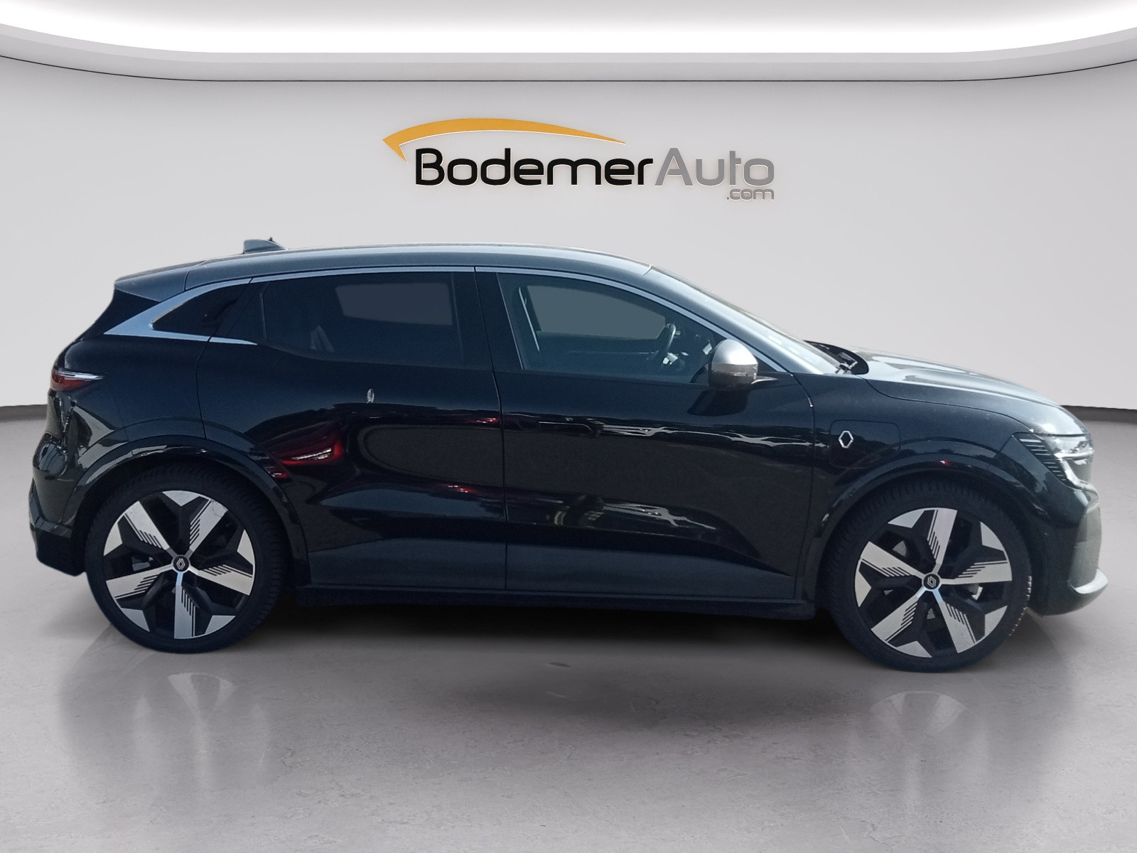 Vente en ligne Renault Megane E-Tech  EV60 220 ch super charge au prix de 24 990 €