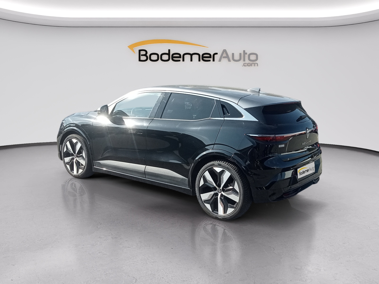 Vente en ligne Renault Megane E-Tech  EV60 220 ch super charge au prix de 24 990 €