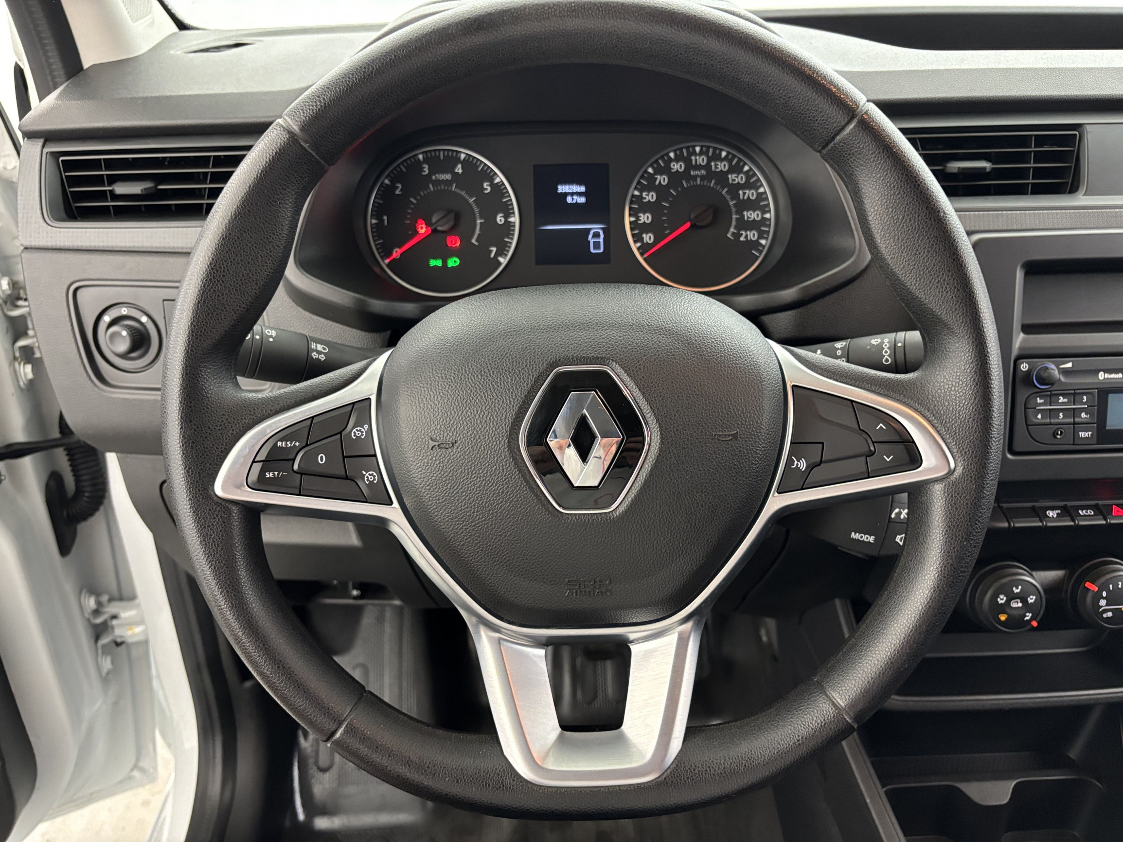 Vente en ligne Renault Express Van  BLUE DCI 95 - 22 au prix de 15 990 €