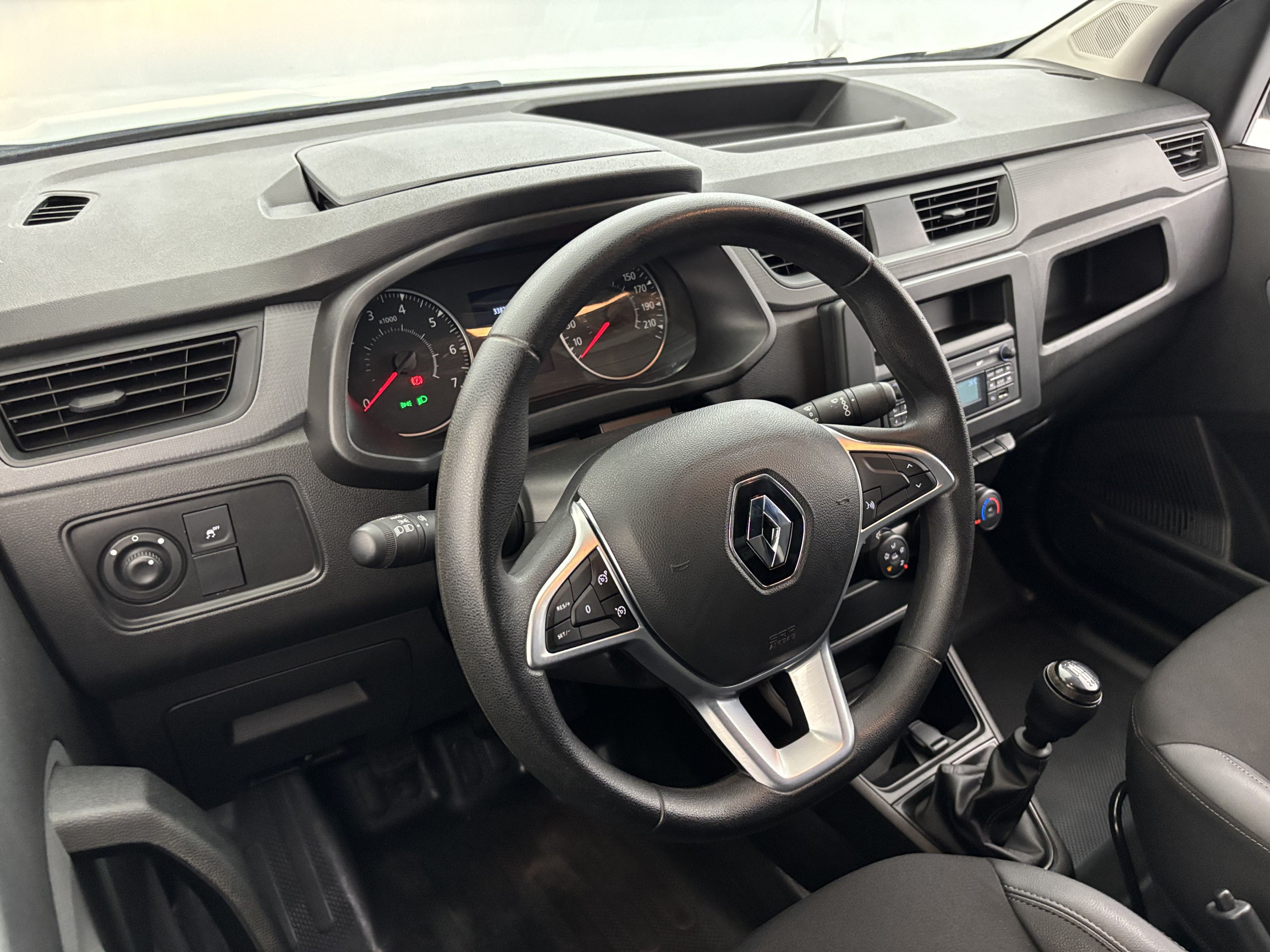 Vente en ligne Renault Express Van  BLUE DCI 95 - 22 au prix de 15 990 €