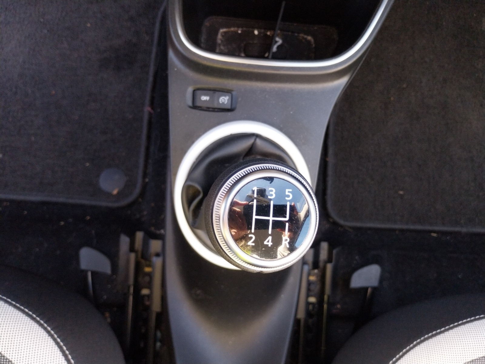 Vente en ligne Renault Twingo 3  TCe 95 au prix de 10 490 €