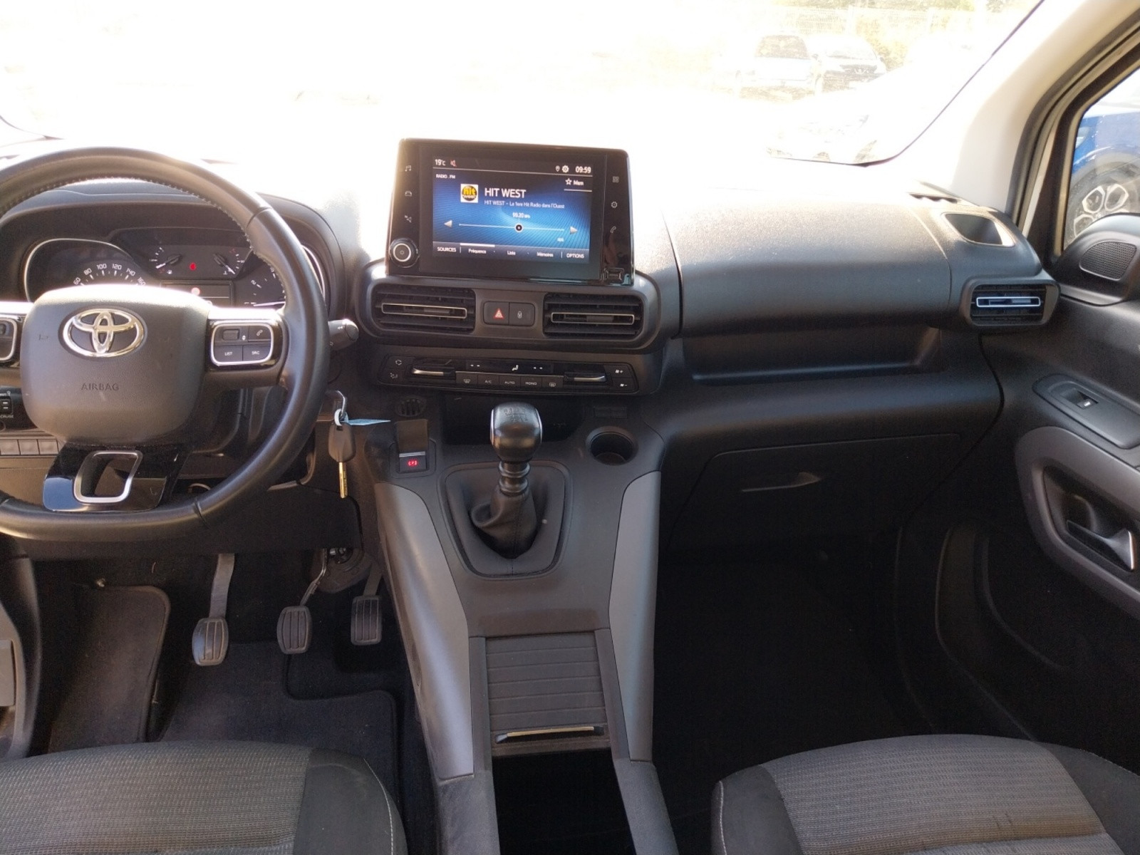 Vente en ligne Toyota Proace Verso  Medium 1.5L 130 D-4D BVM6 au prix de 19 490 €