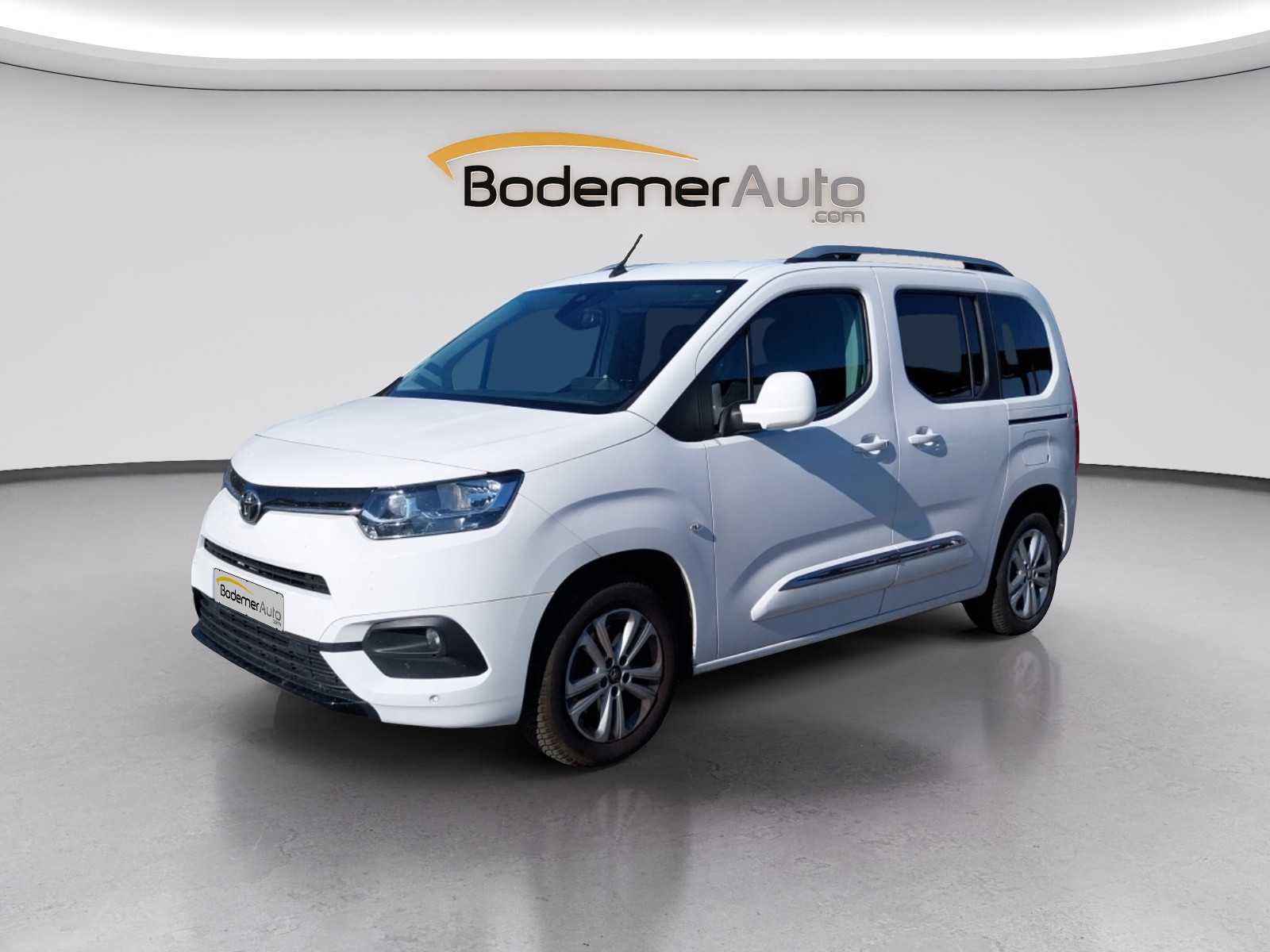 Toyota Proace Verso  Medium 1.5L 130 D-4D BVM6 occasion de 2021 en vente à Coutances
