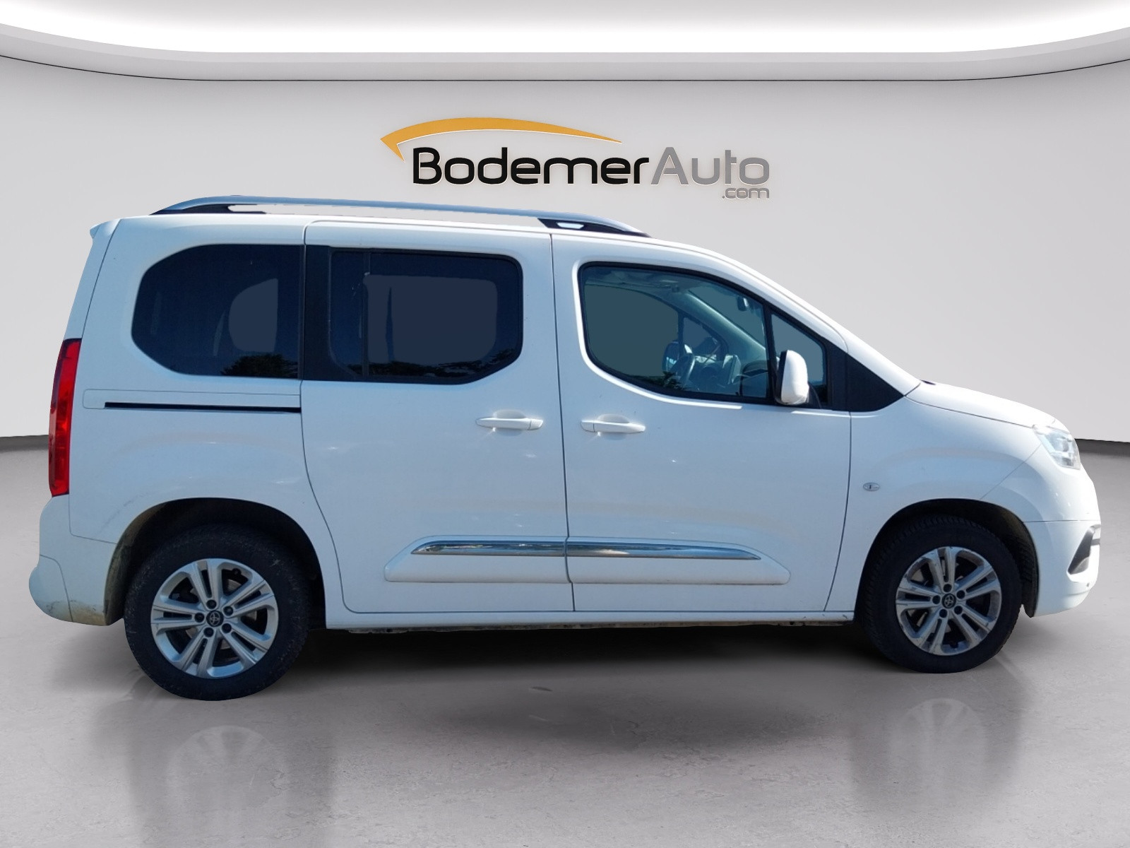 Vente en ligne Toyota Proace Verso  Medium 1.5L 130 D-4D BVM6 au prix de 19 490 €