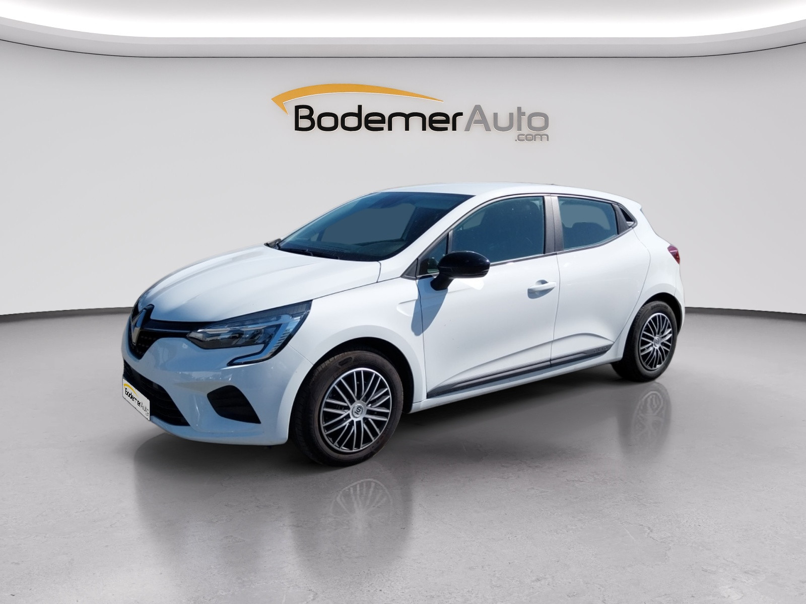 Renault Clio 5 Clio E-Tech full hybrid 145 occasion de 2023 en vente à Coutances