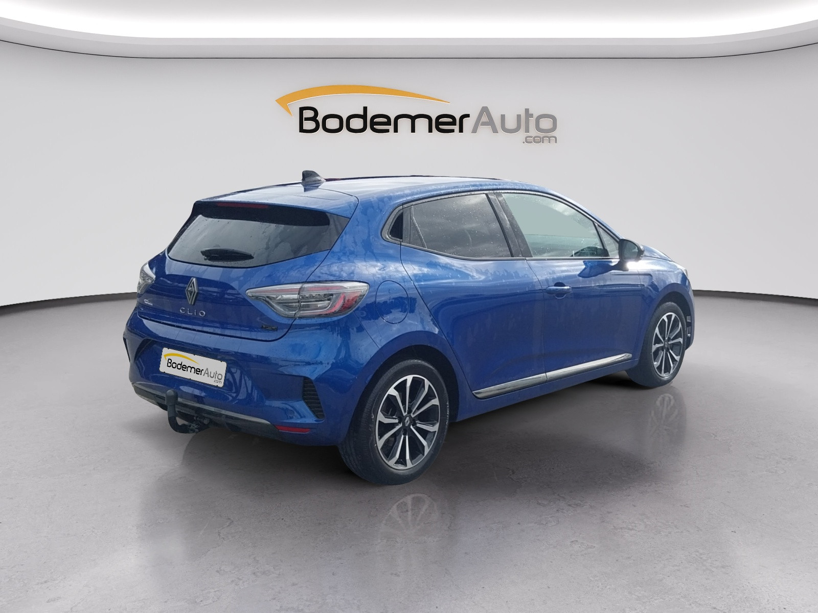 Vente en ligne Renault Clio 5 Clio E-Tech full hybrid 145 au prix de 16 990 €