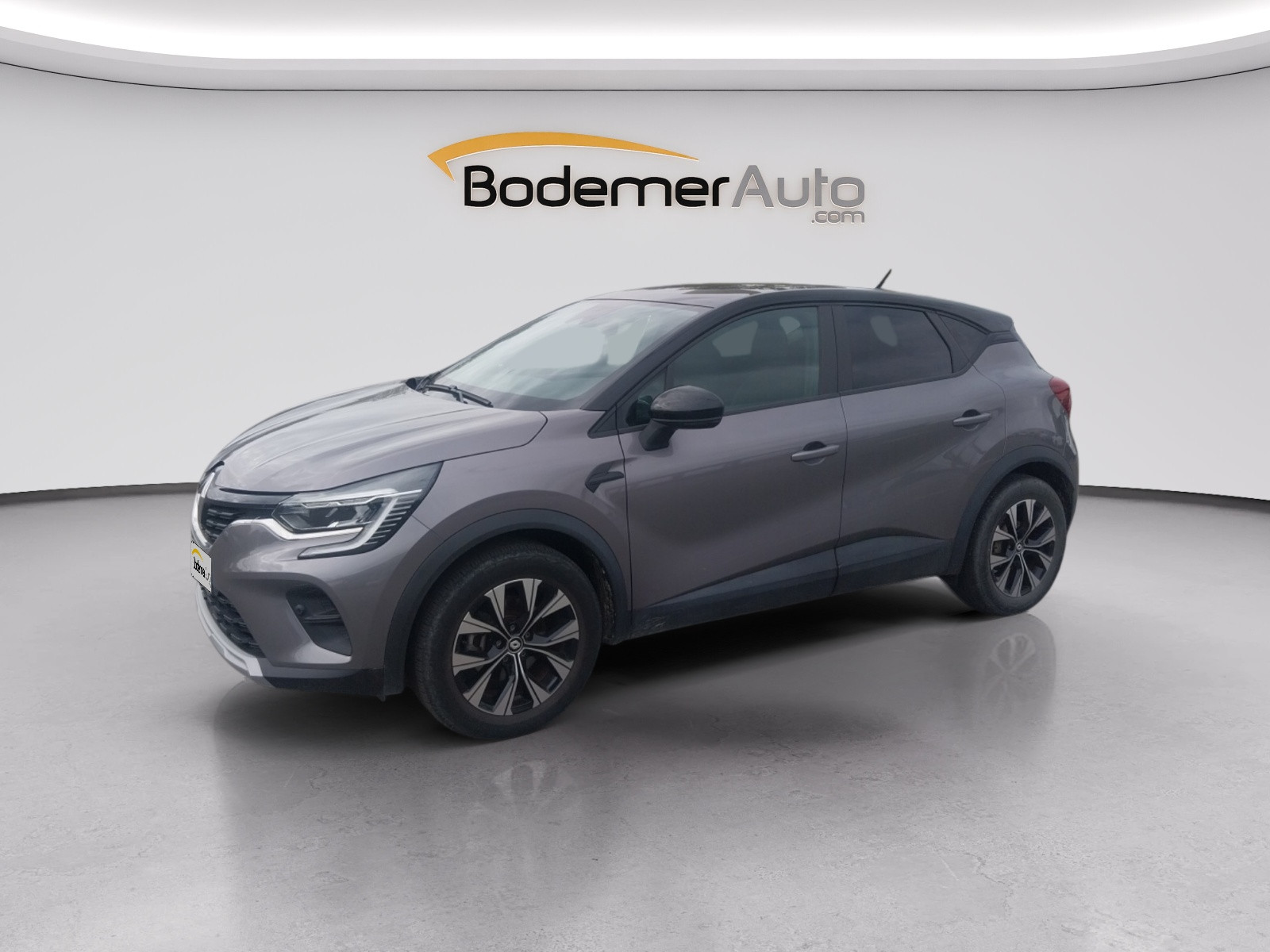 Renault Captur  E-Tech full hybrid 145 occasion de 2022 en vente à Coutances