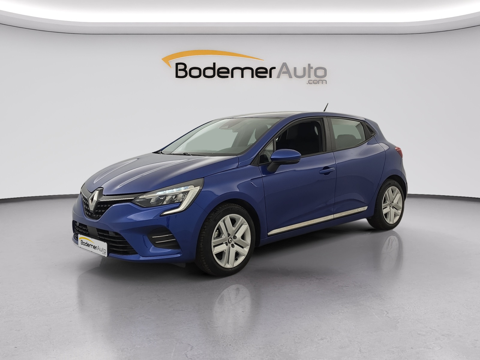 Renault Clio 5 Clio E-Tech 140 - 21N occasion de 2022 en vente à Coutances