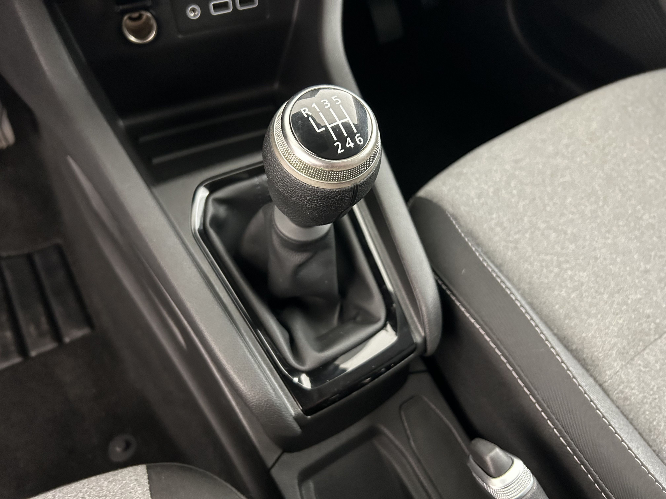 Vente en ligne Renault Clio 5 Clio Blue dCi 100 ch GSR2 au prix de 16 990 €