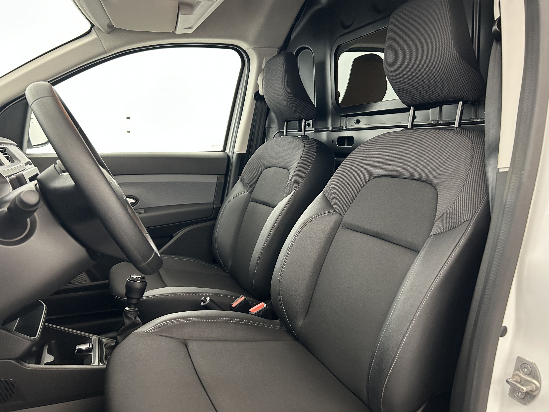 Vente en ligne Renault Express Van  BLUE DCI 75 - 22 au prix de 15 990 €