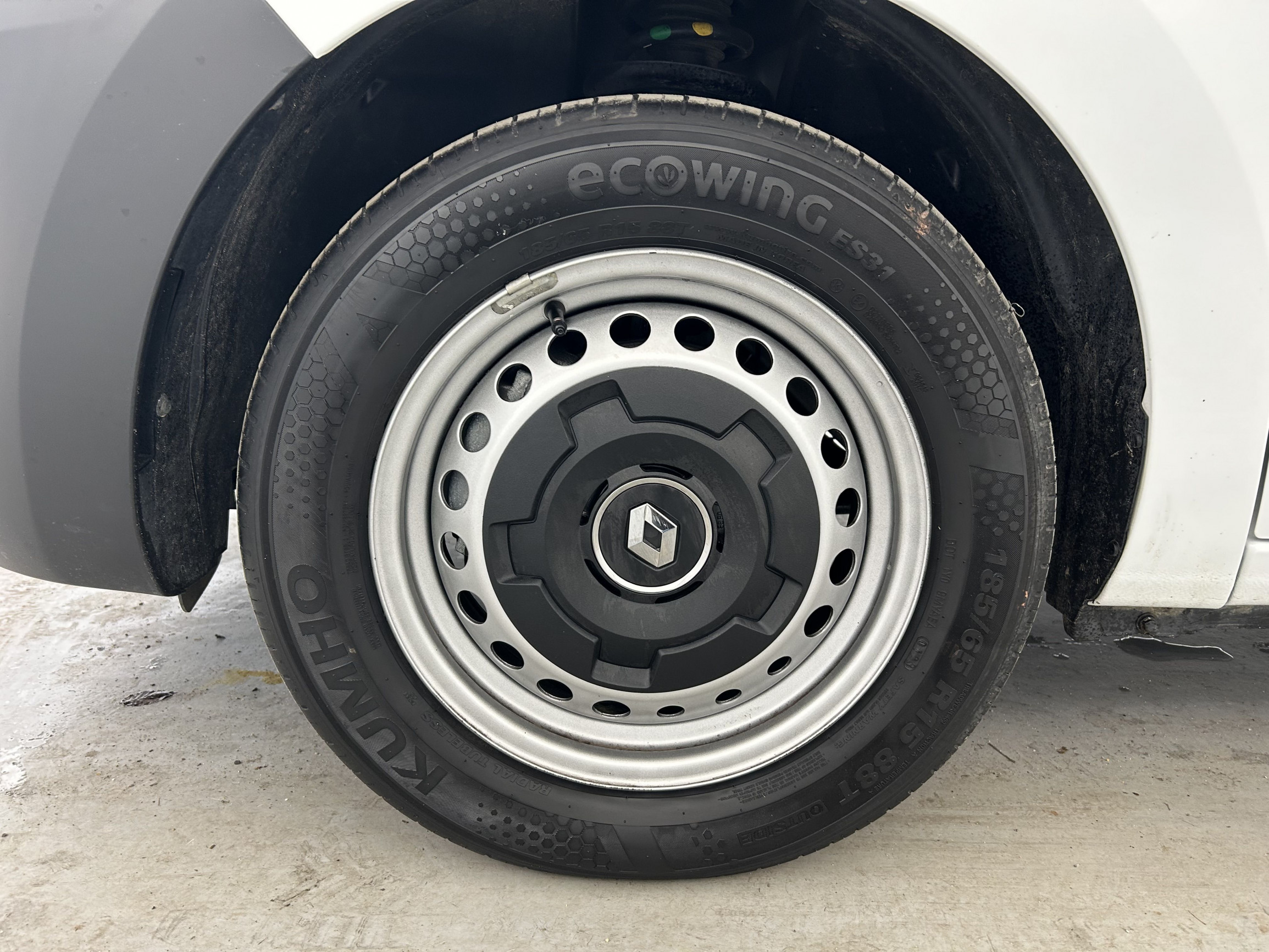 Vente en ligne Renault Express Van  BLUE DCI 75 - 22 au prix de 15 990 €