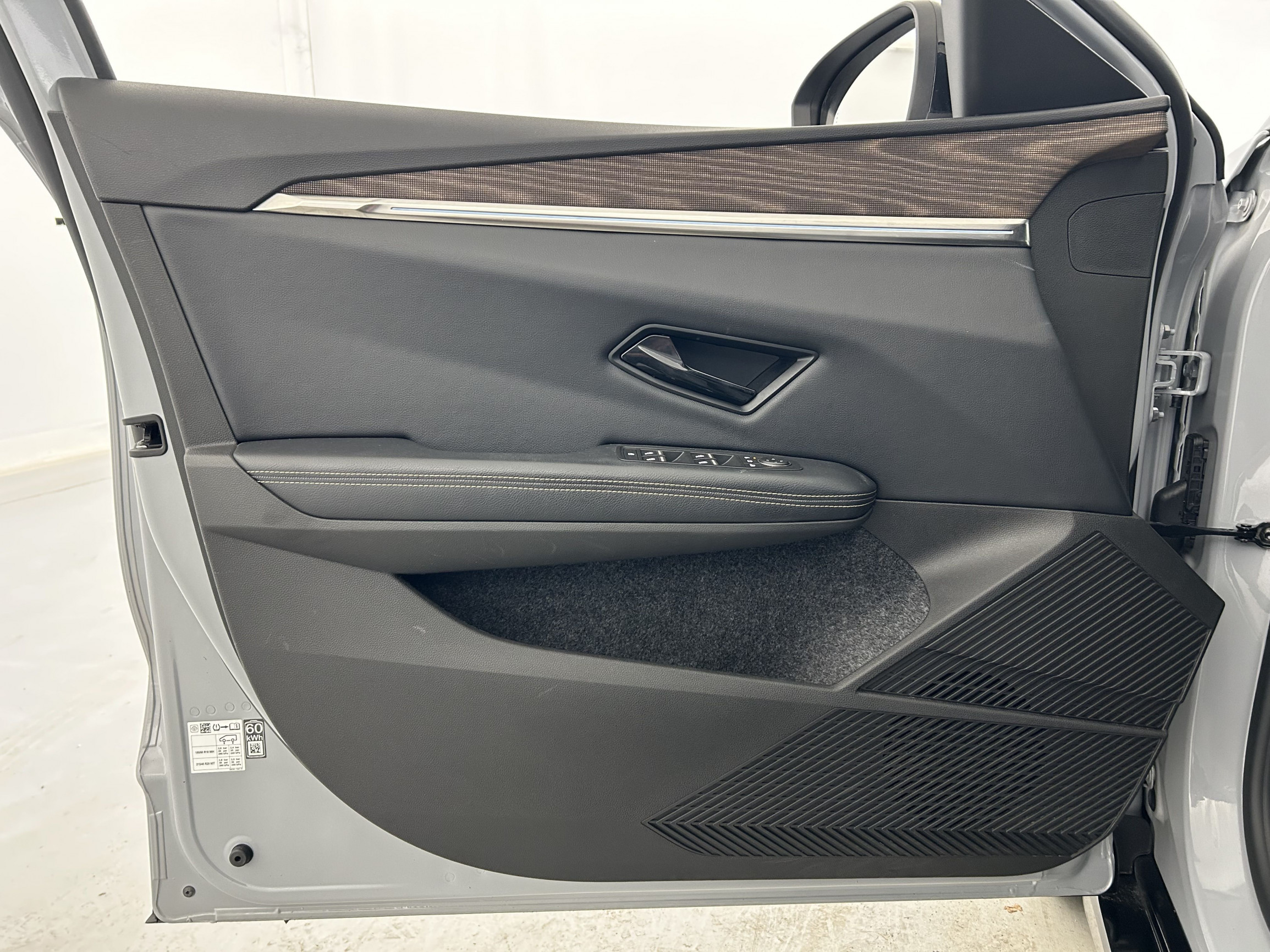 Vente en ligne Renault Megane E-Tech  220 ch autonomie confort AC7 au prix de 19 990 €