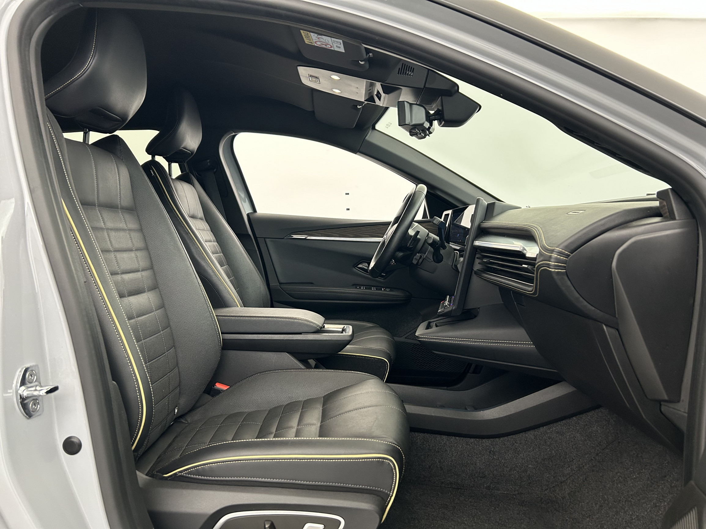 Vente en ligne Renault Megane E-Tech  220 ch autonomie confort AC7 au prix de 19 990 €