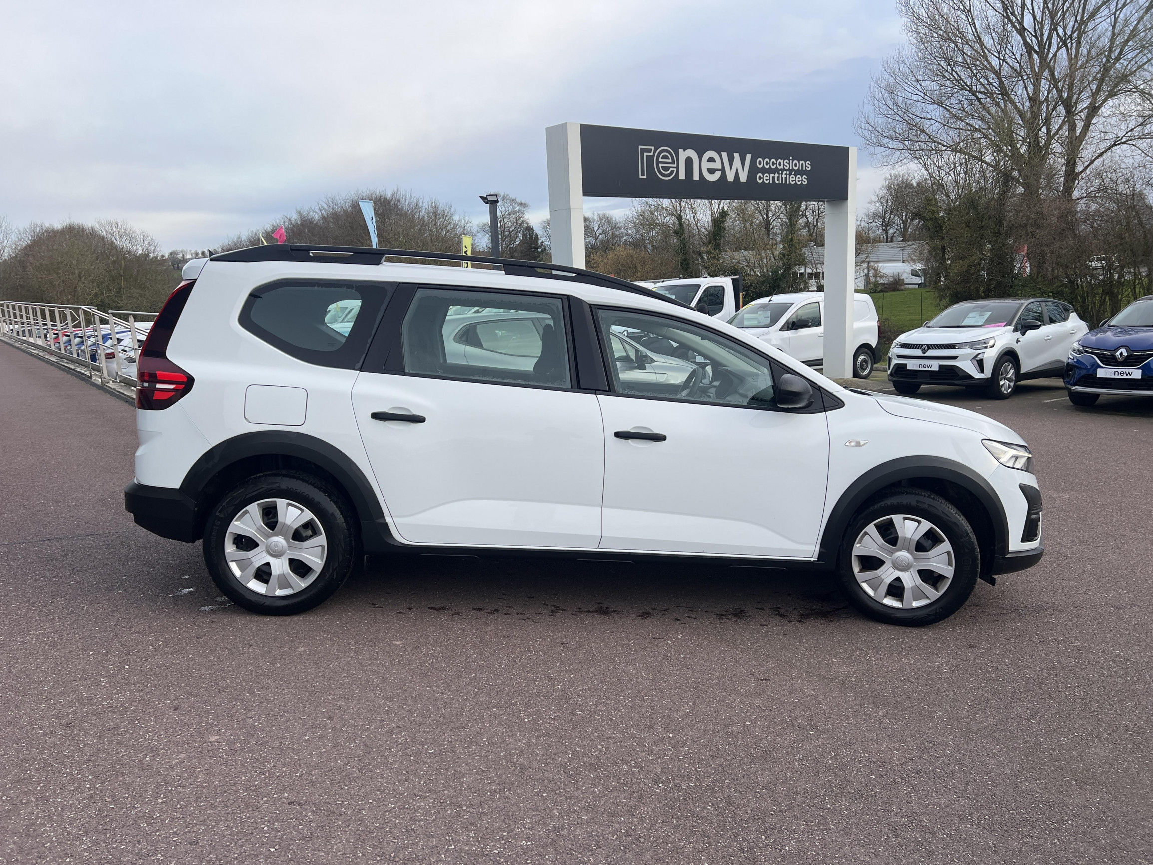 Vente en ligne Dacia Jogger  ECO-G 100 7 places au prix de 17 990 €