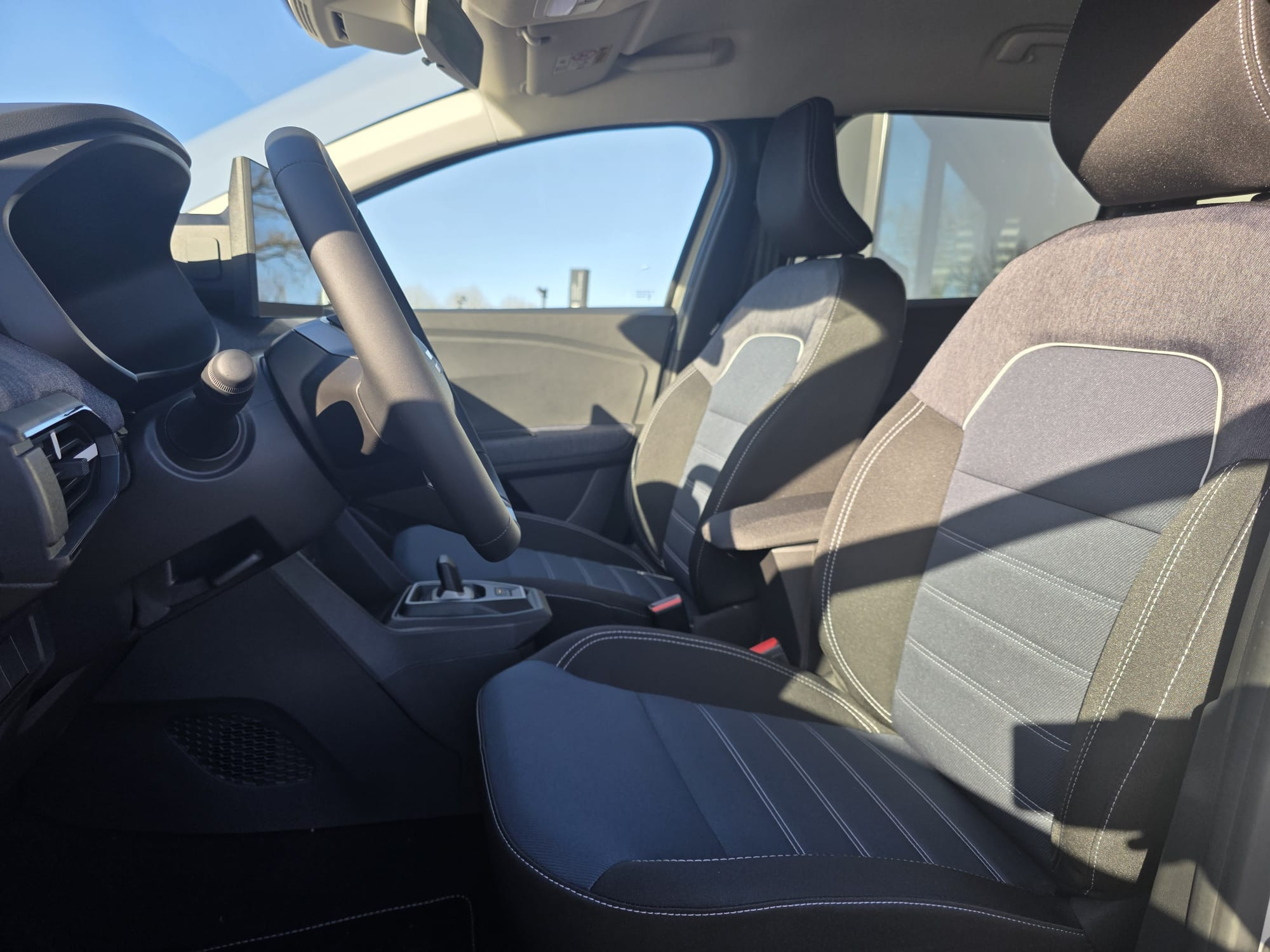 Vente en ligne Dacia Jogger  Hybrid 140 7 places GSR2 au prix de 27 990 €