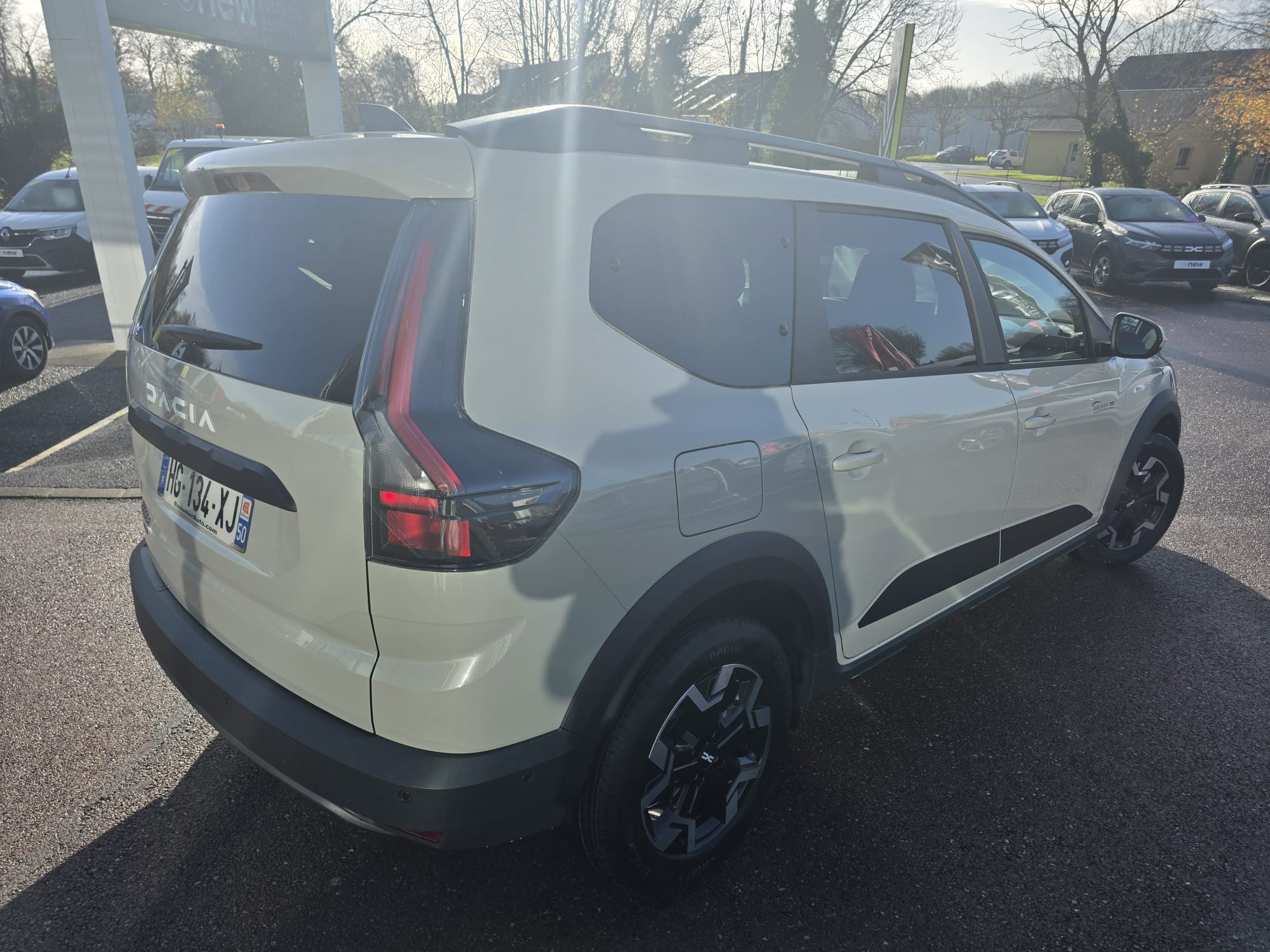 Vente en ligne Dacia Jogger  Hybrid 140 7 places GSR2 au prix de 27 990 €