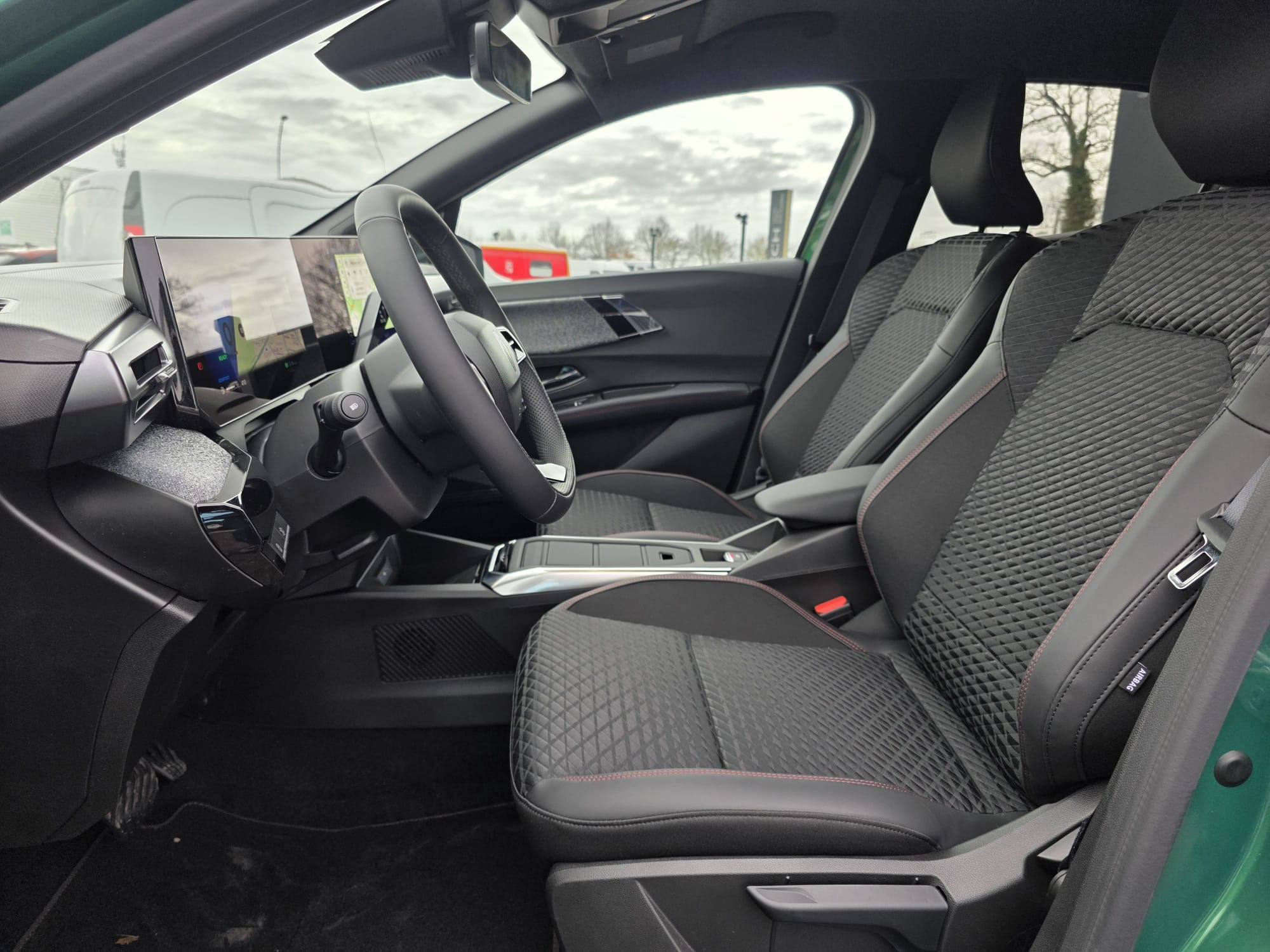 Vente en ligne Renault Clio 6 Clio E-Tech full hybrid 160 ch au prix de 26 990 €