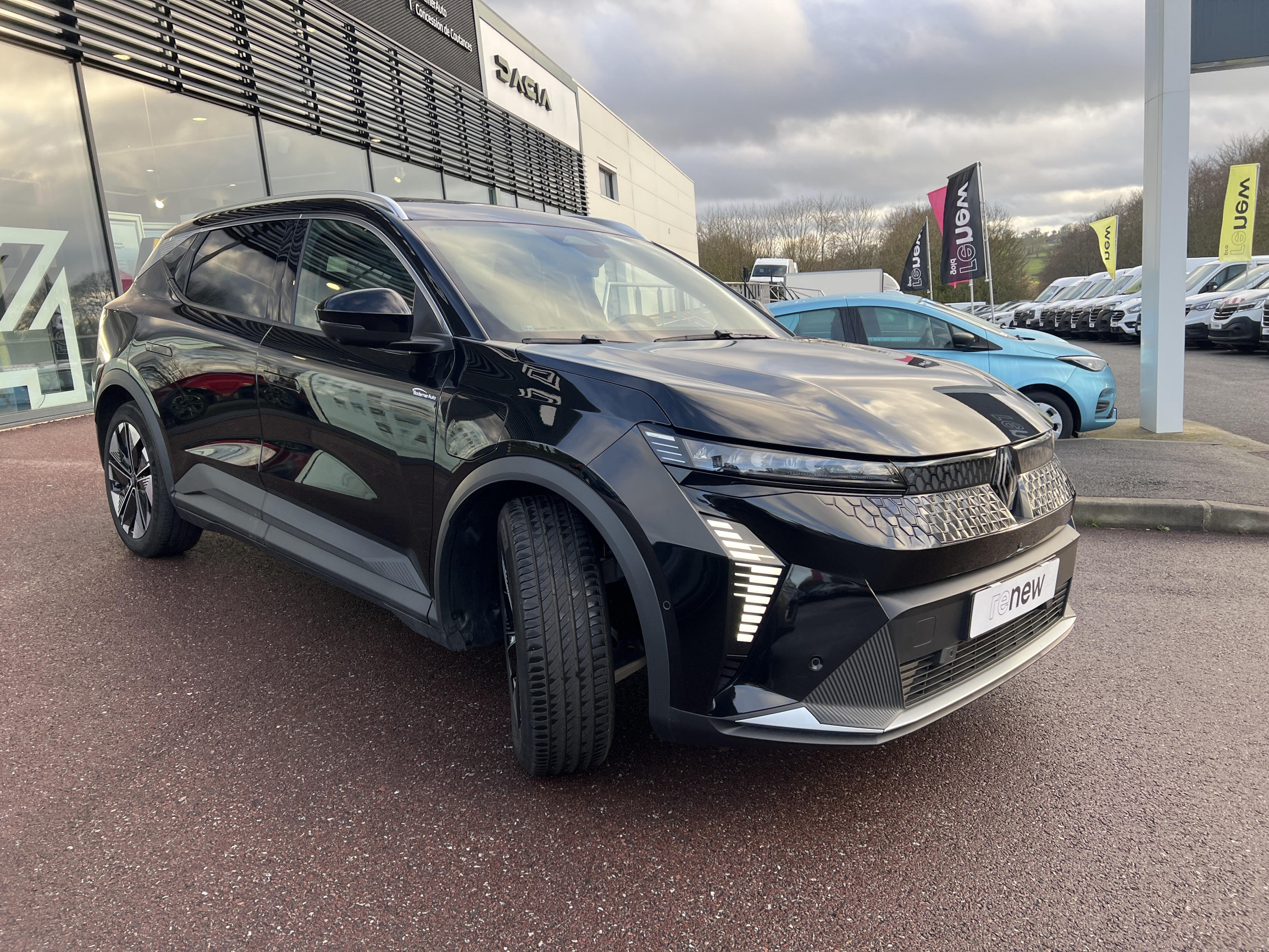 Vente en ligne Renault Scenic E-Tech  220 ch grande autonomie au prix de 42 590 €