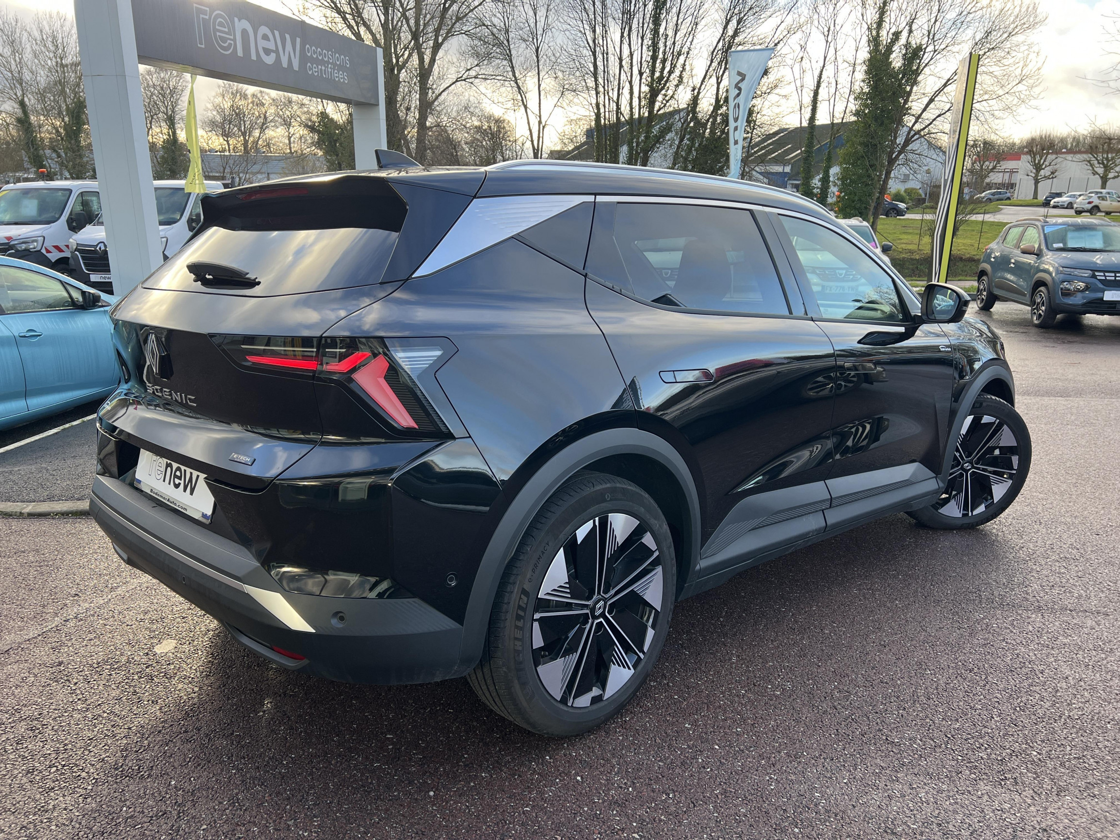 Vente en ligne Renault Scenic E-Tech  220 ch grande autonomie au prix de 42 590 €